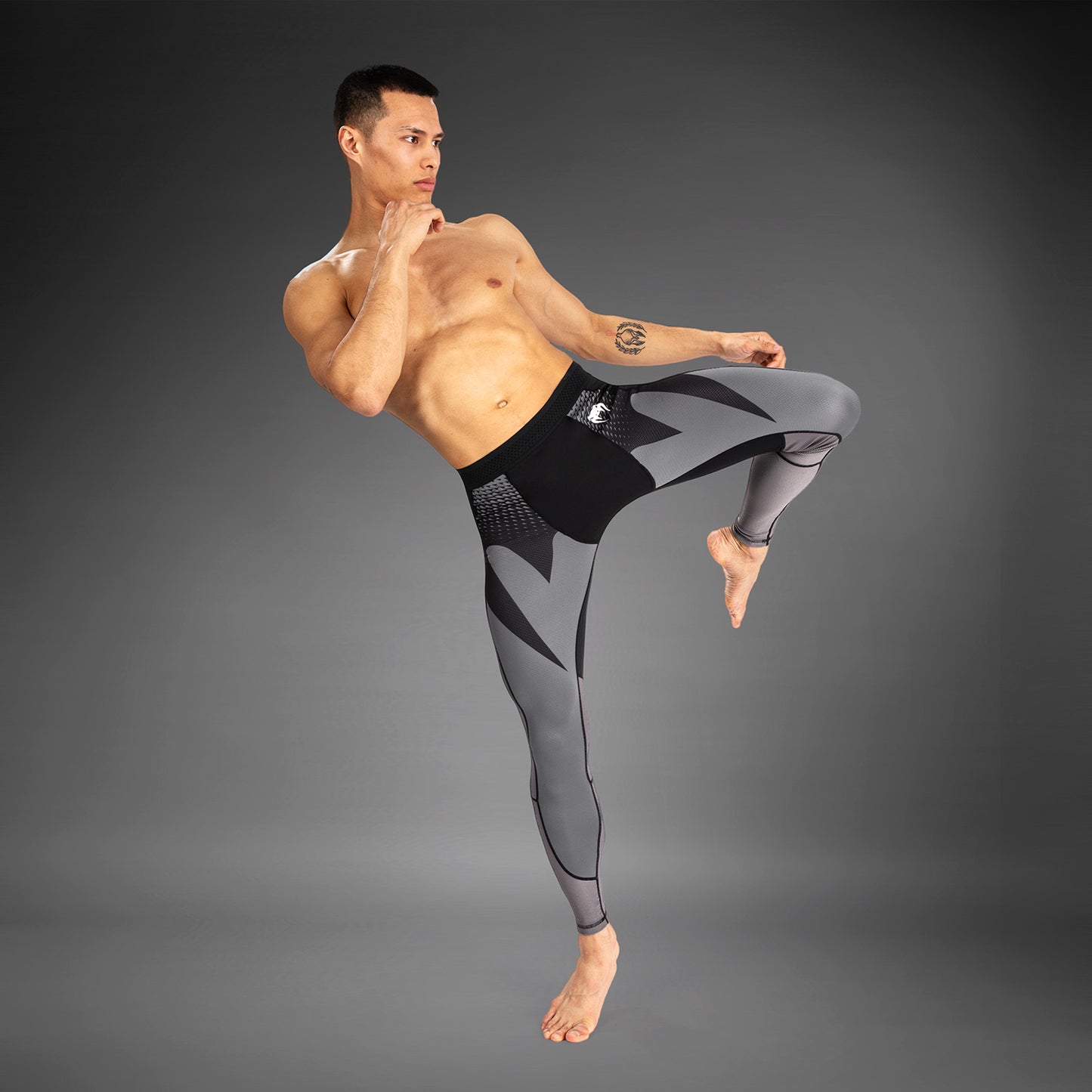 Venum Attack Pantalones de Compresión para Hombre - Negro