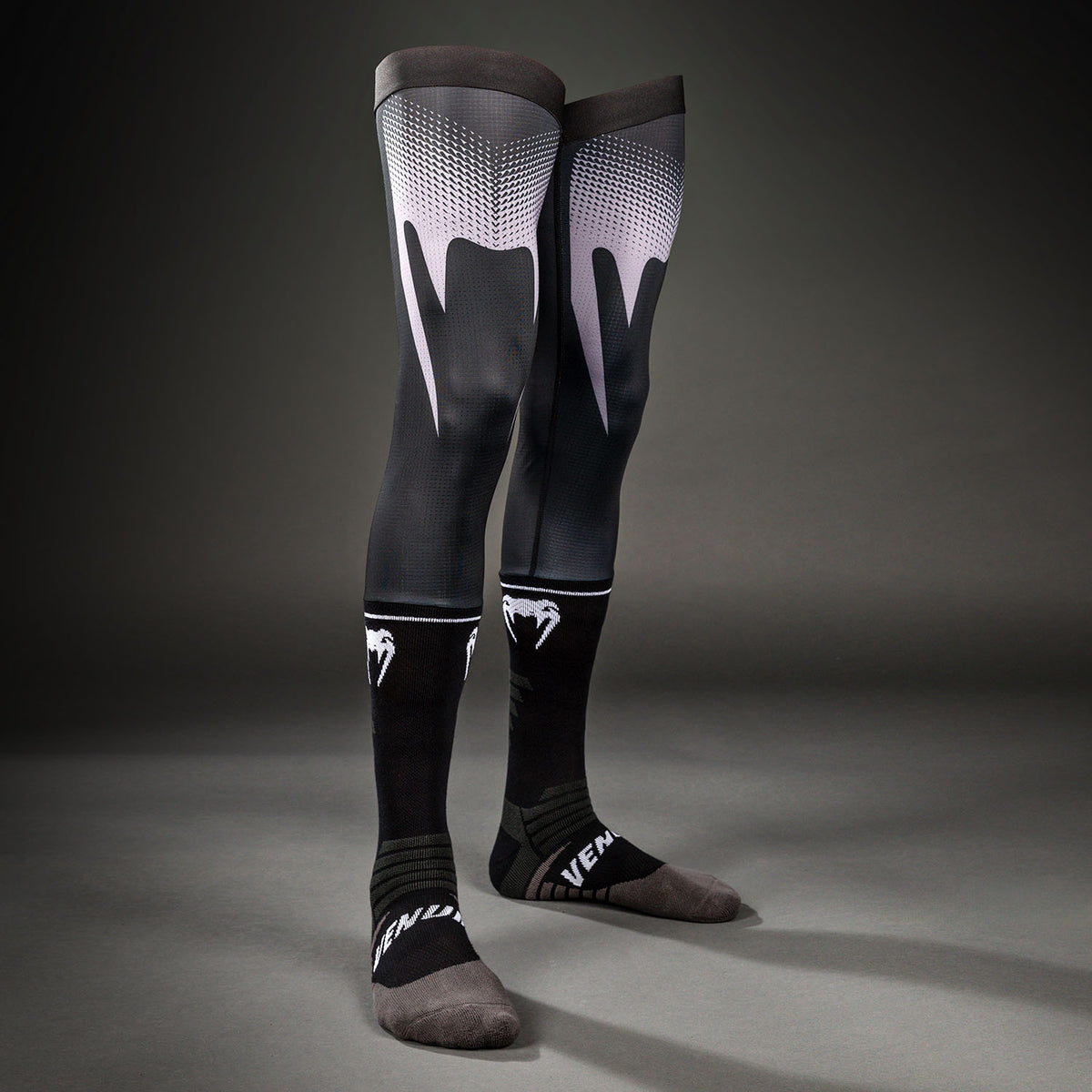 Venum MX Basics Calcetines de Motorsports - Negro/Blanco