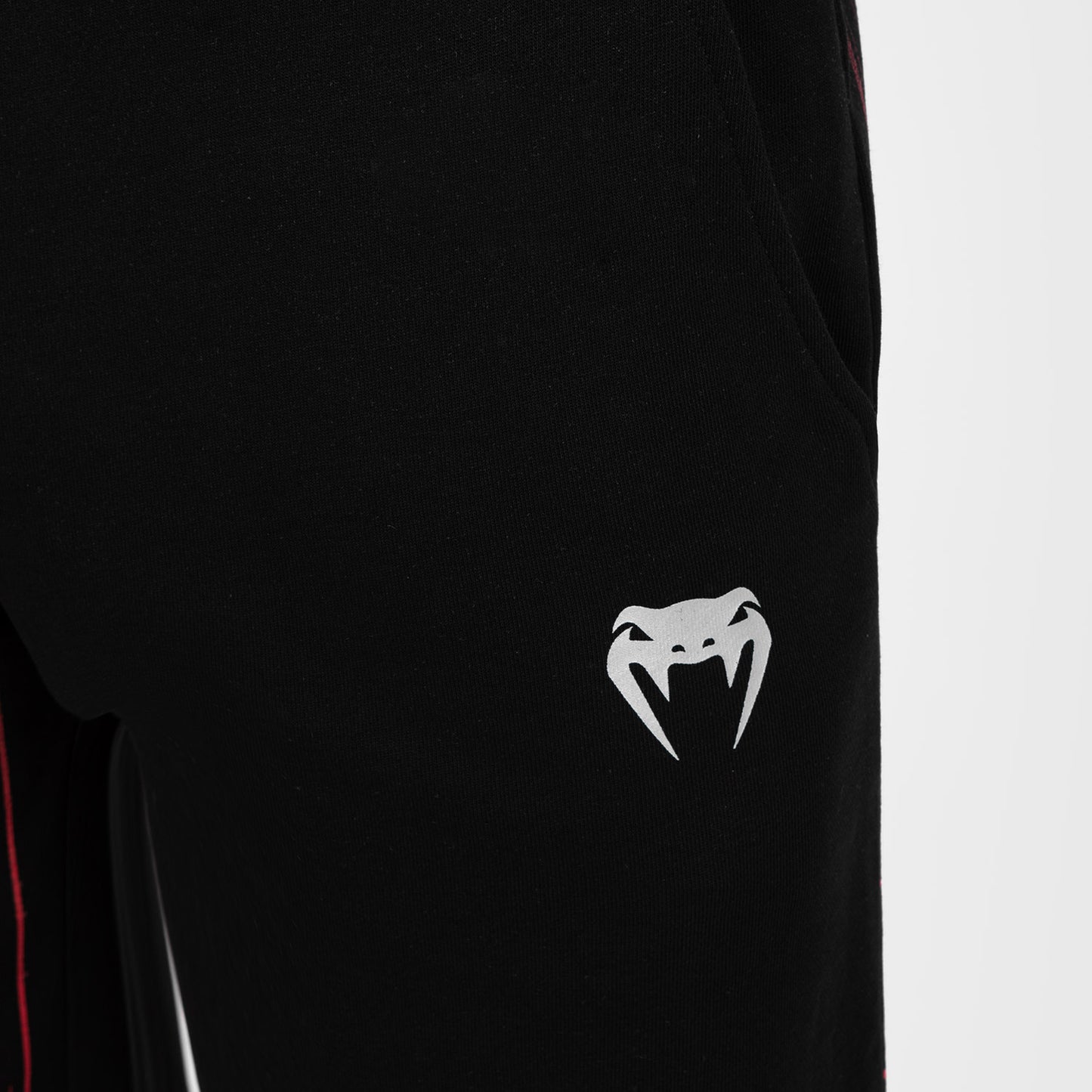 UFC Venum Performance Institute 2.0 Pantalón Corto de Algodón para Hombre - Negro/Rojo