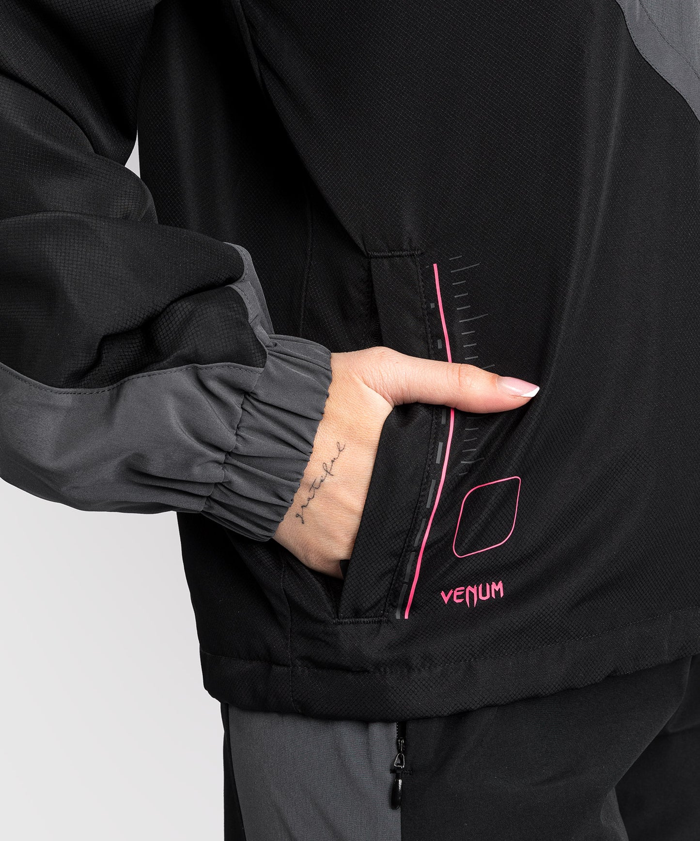 Venum Tactical XT Chaqueta de chándal para mujer - Negra/Gris Tormenta