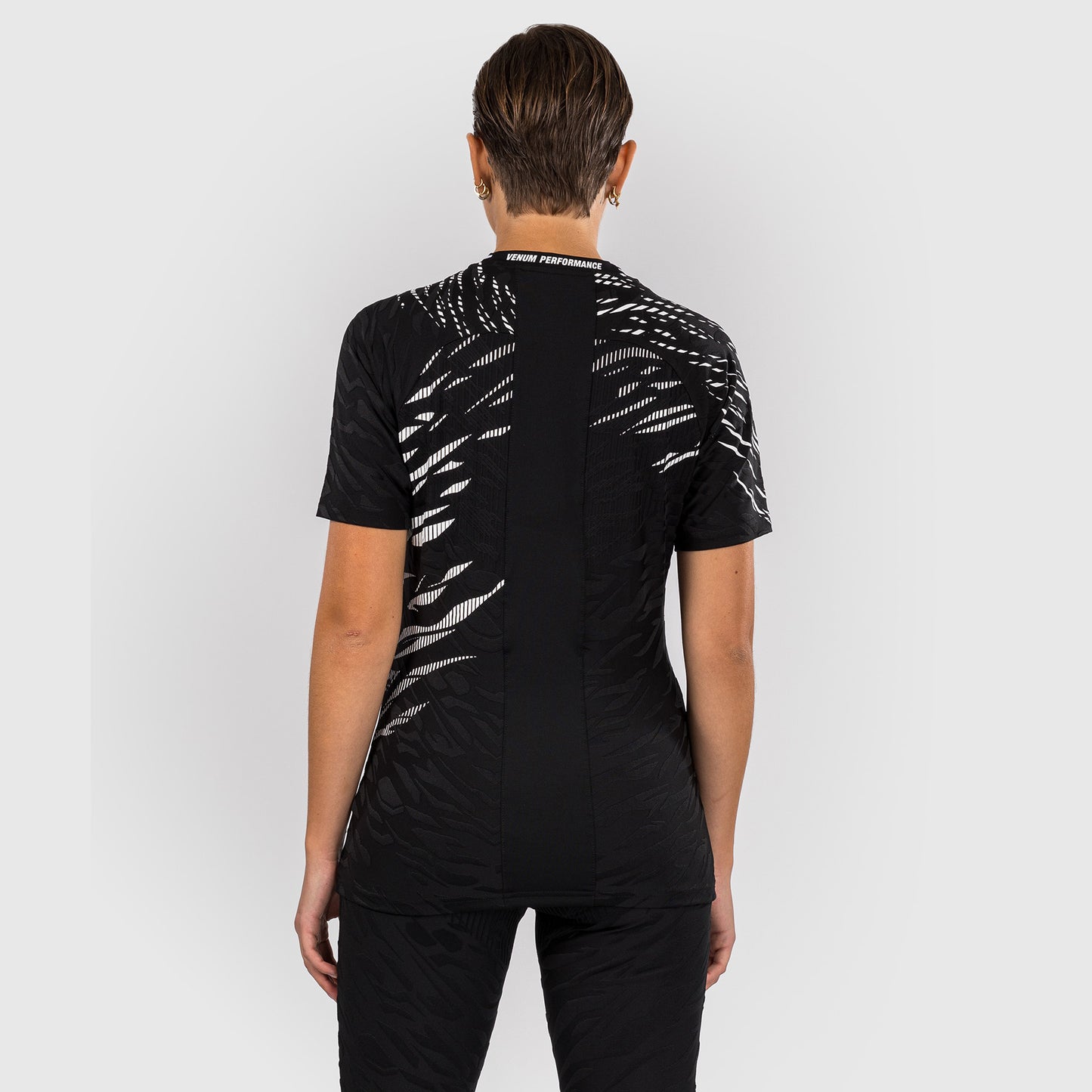 UFC Fusion by Venum Personalizados Authentic Fight Night Camiseta de Salida para Mujer - Negro