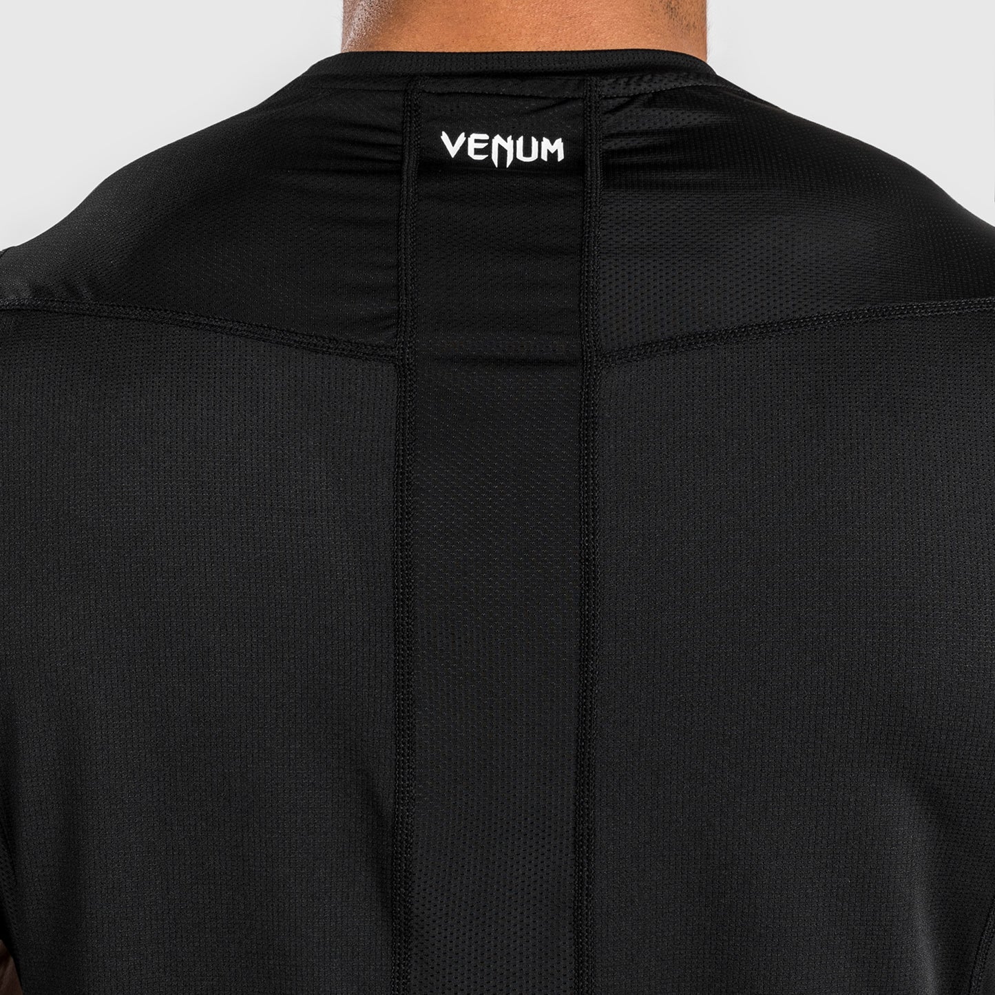 Camiseta Dry-Tech Venum Attack - Negro