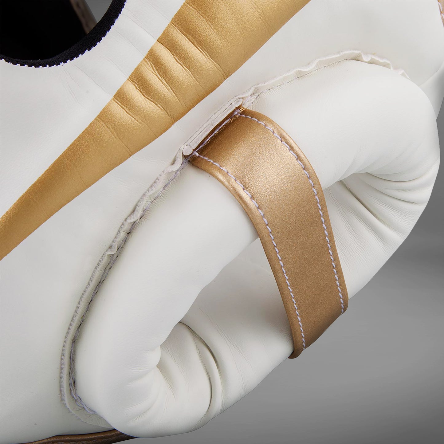 Casco Venum Elite - Blanco/Oro