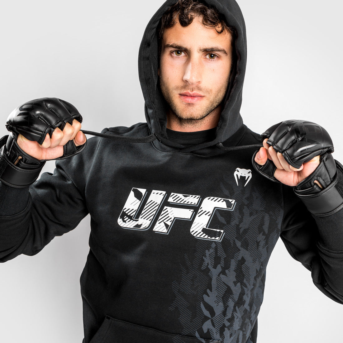 Sudadera Para Hombre UFC Venum Authentic Fight Week - Negro