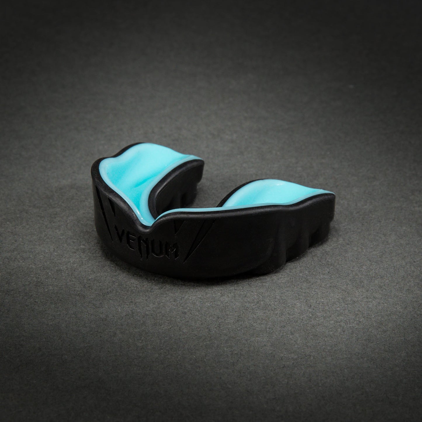 Venum Challenger Protector Bucal – Negro/Turquesa