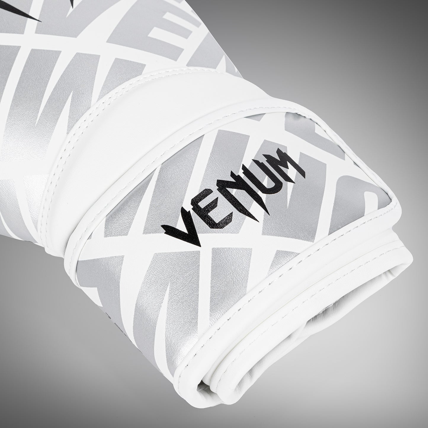 Venum Contender 1.5 XT Guantes de boxeo -Blancos/Plata