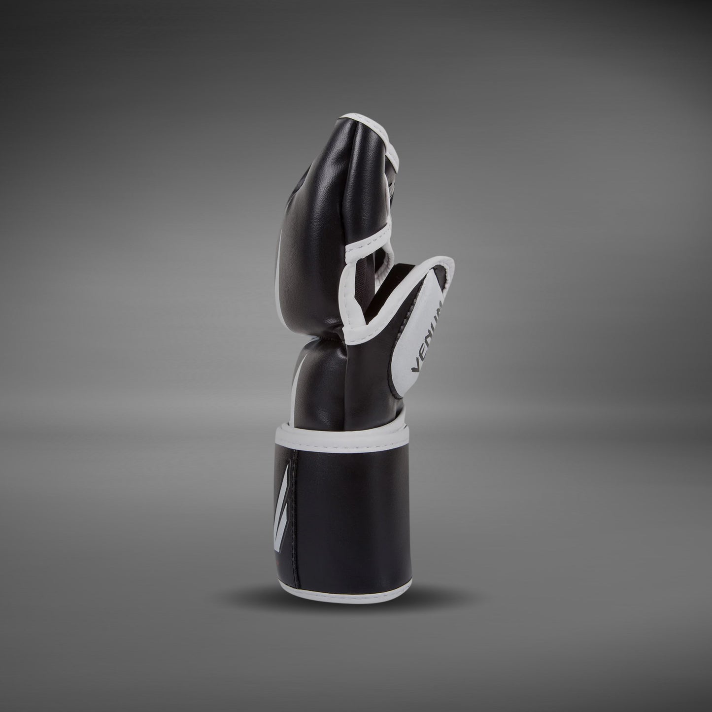 Guantes MMA Venum Challenger - Negro