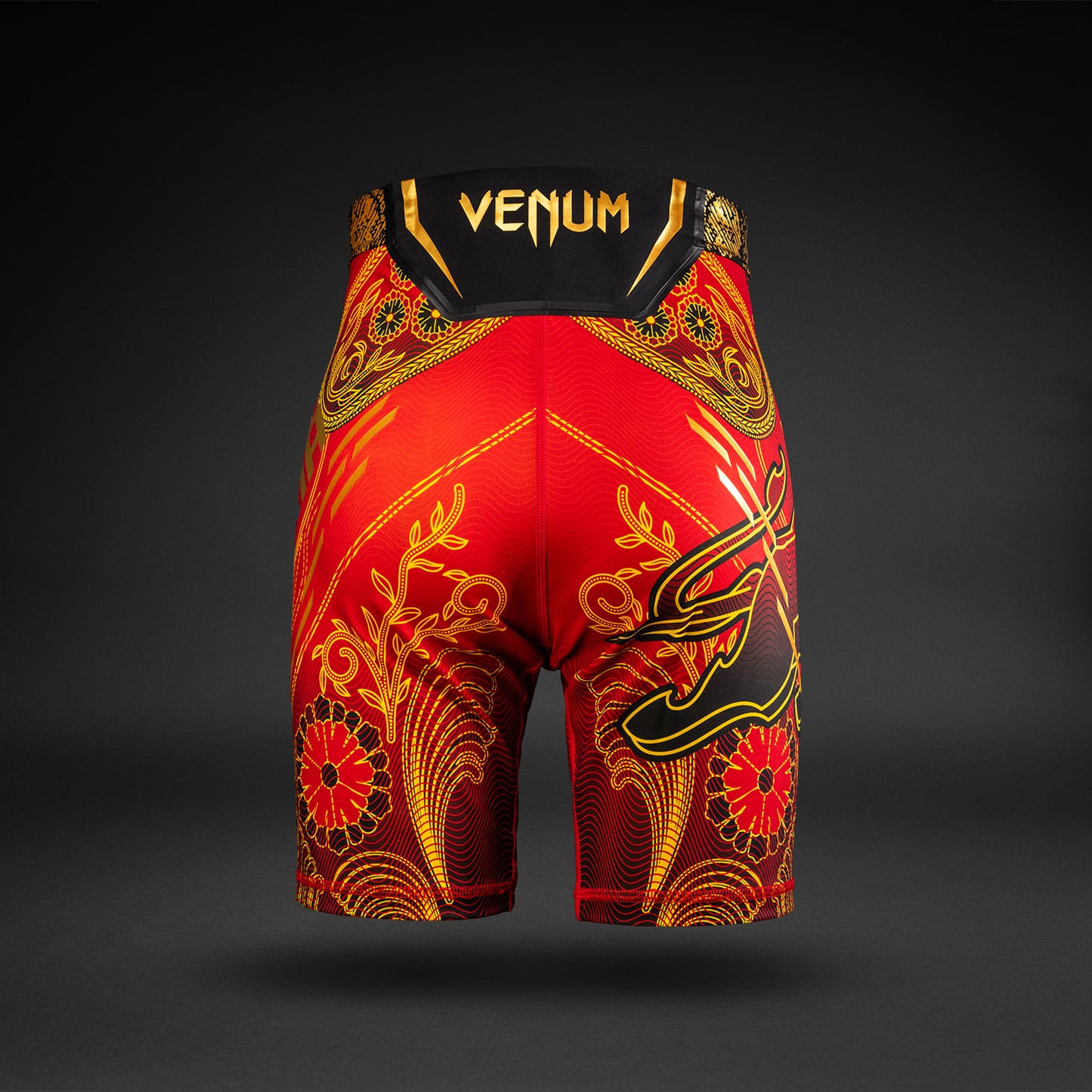 UFC Unrivaled by Venum Ilia Topuria Short Vale Tudo para Hombres - Rojo