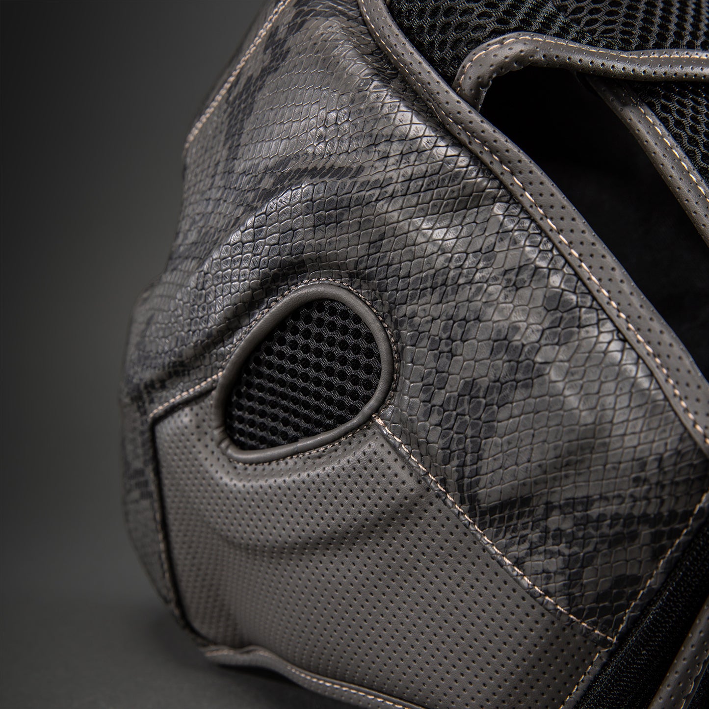 Venum Impact Evo Scales Casco de protección – Gris Oscuro
