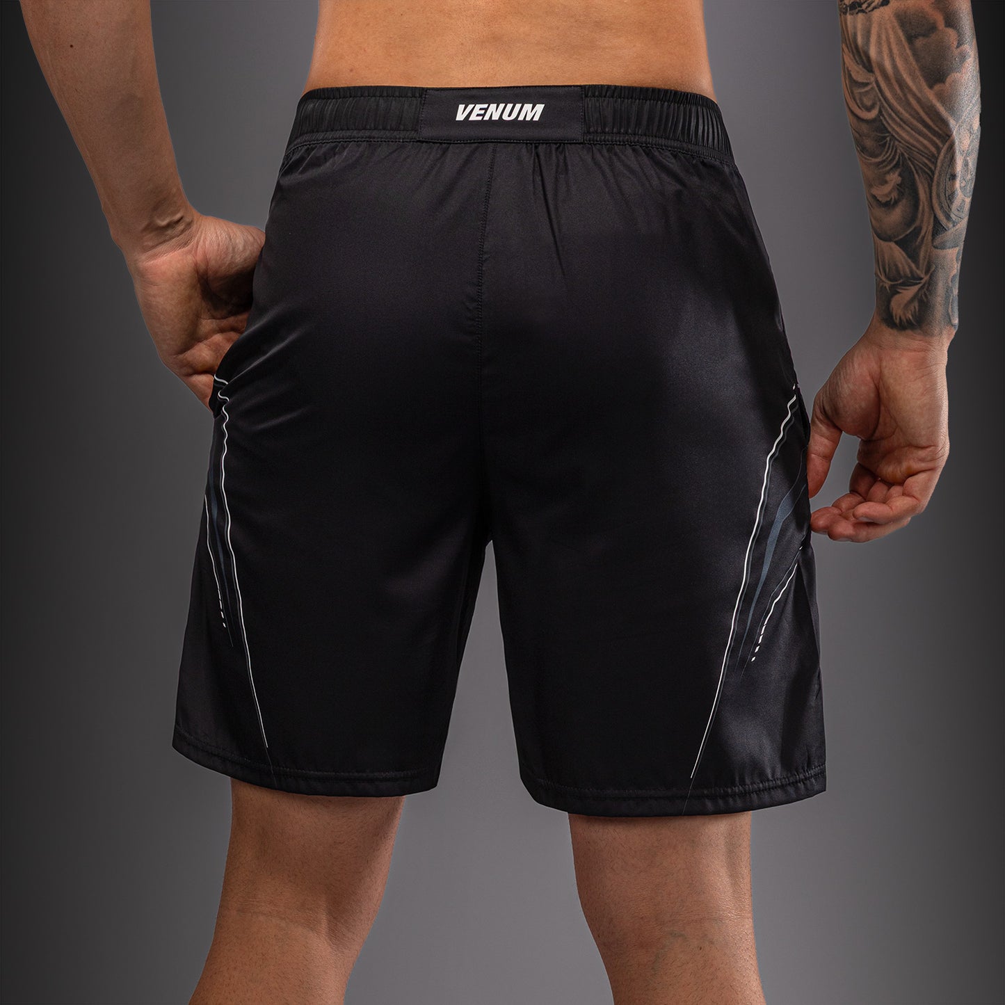 Venum Streamline Pantalón Corto de Entrenamiento – Negro/Blanco