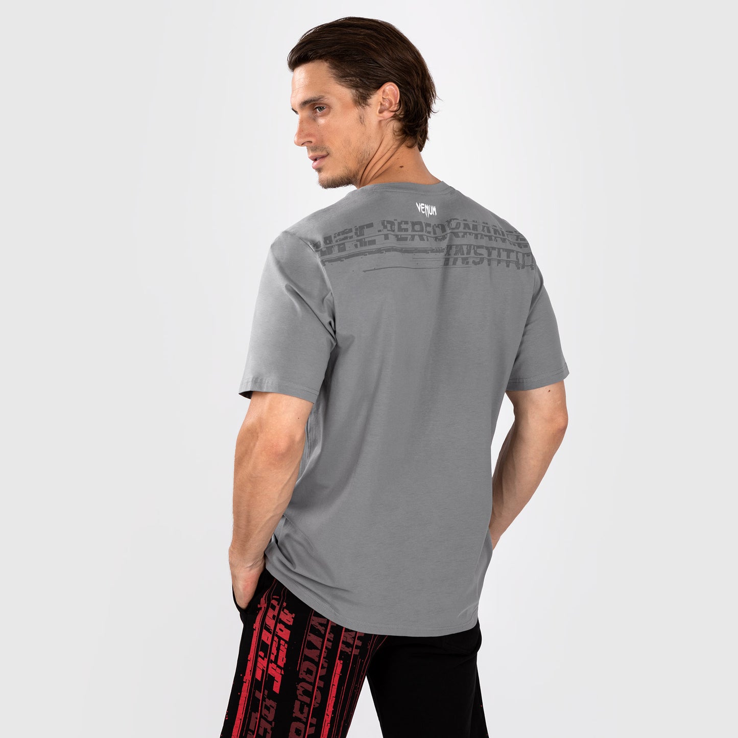 UFC Venum Performance Institute 2.0 Camiseta para Hombre - Gris