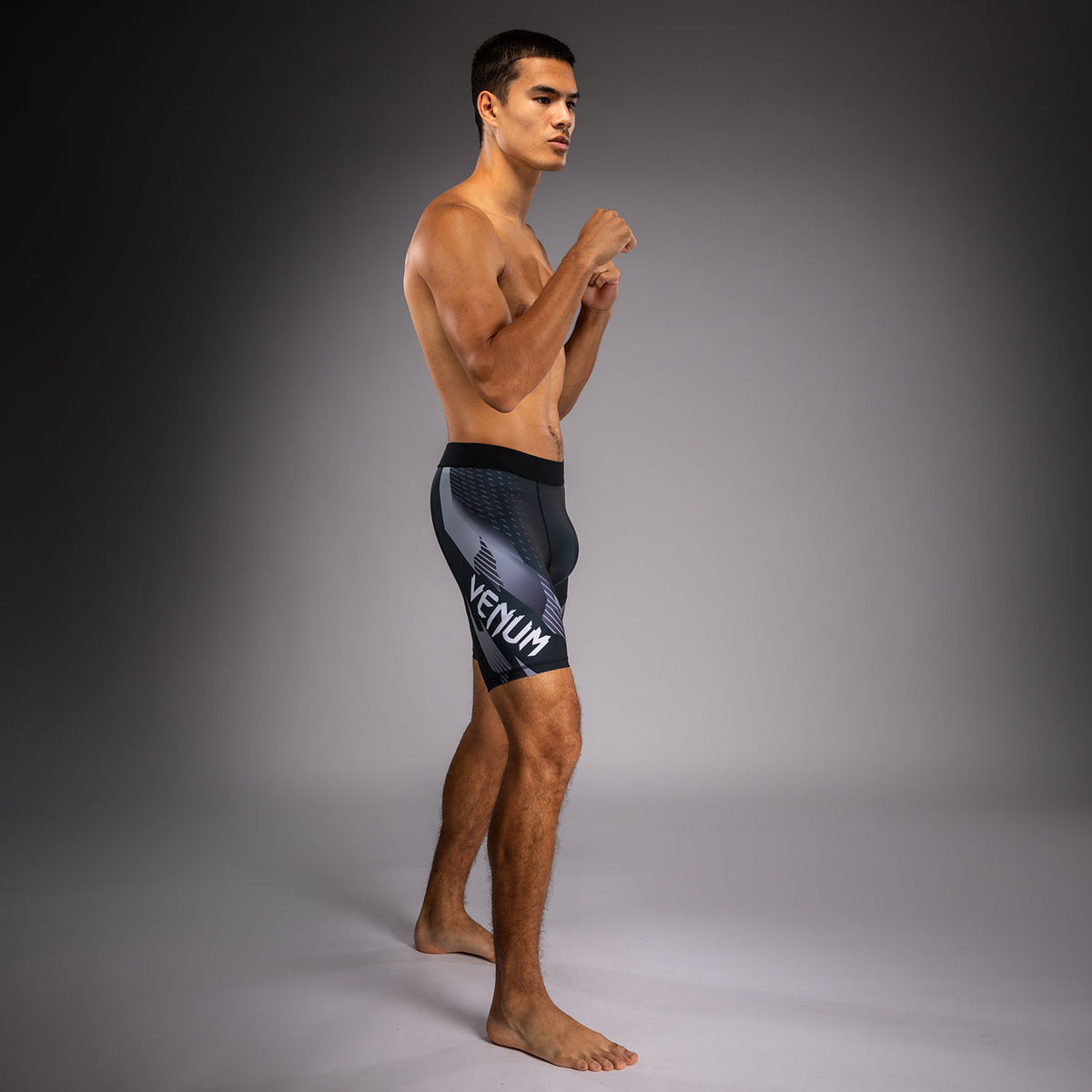 Venum No-Gi 6.0 Pantalón Corto de Compresión - Negro/Blanco