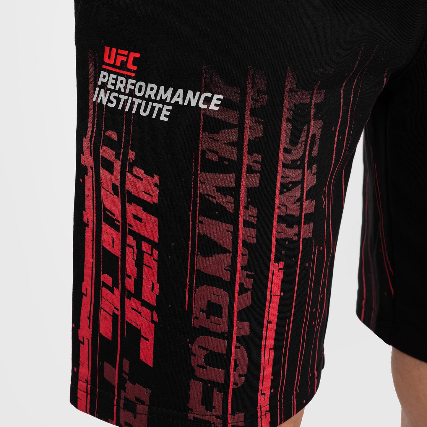 UFC Venum Performance Institute 2.0 Pantalón Corto de Algodón para Hombre - Negro/Rojo