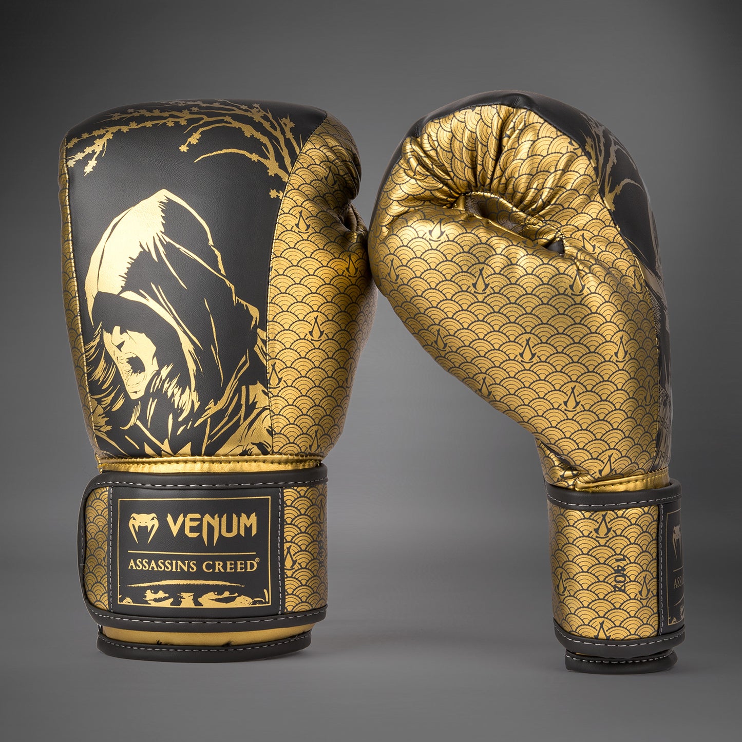 Venum x Assassin’s Creed Shadows Guantes de boxeo - Negro/Oro