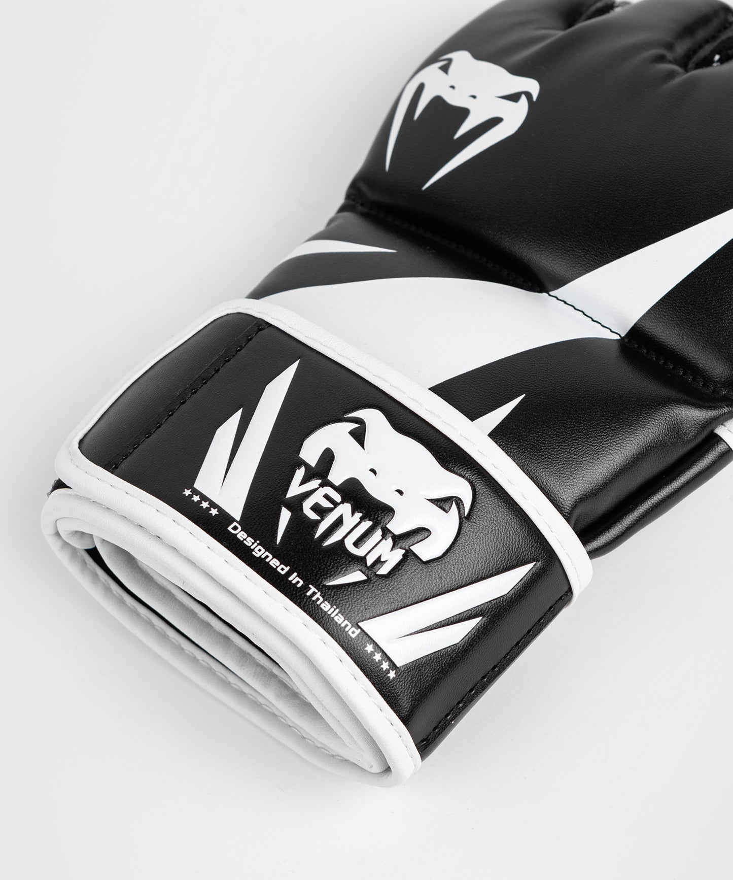 Guantes MMA Venum Challenger - Sin Pulgar
