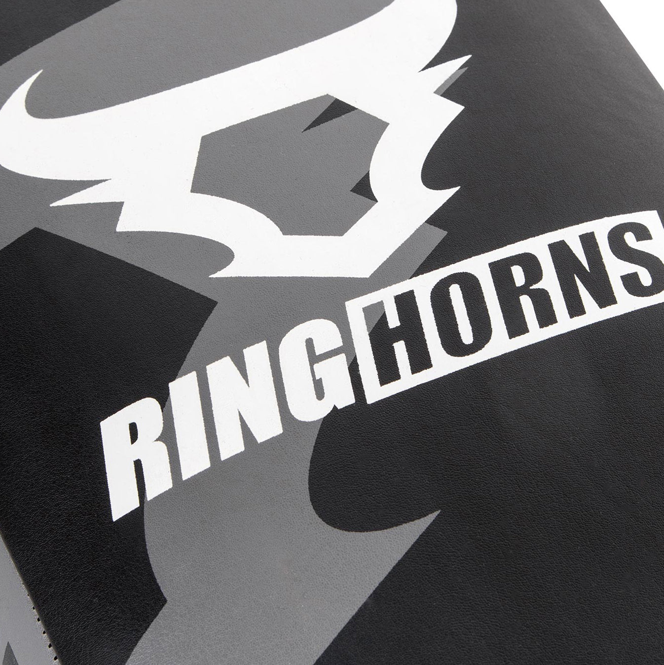 Ringhorns Charger by Venum Paos