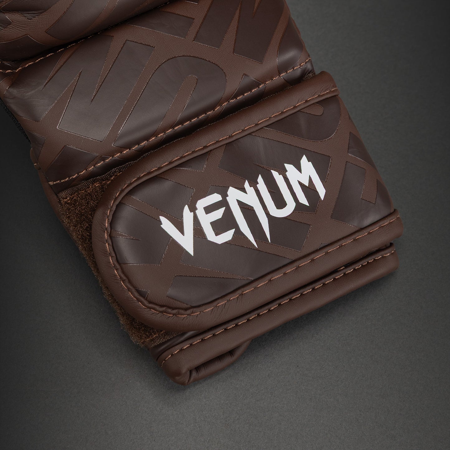 Venum Contender 1.5 XT 3D Guantes de Sparring - Marrón Oscuro