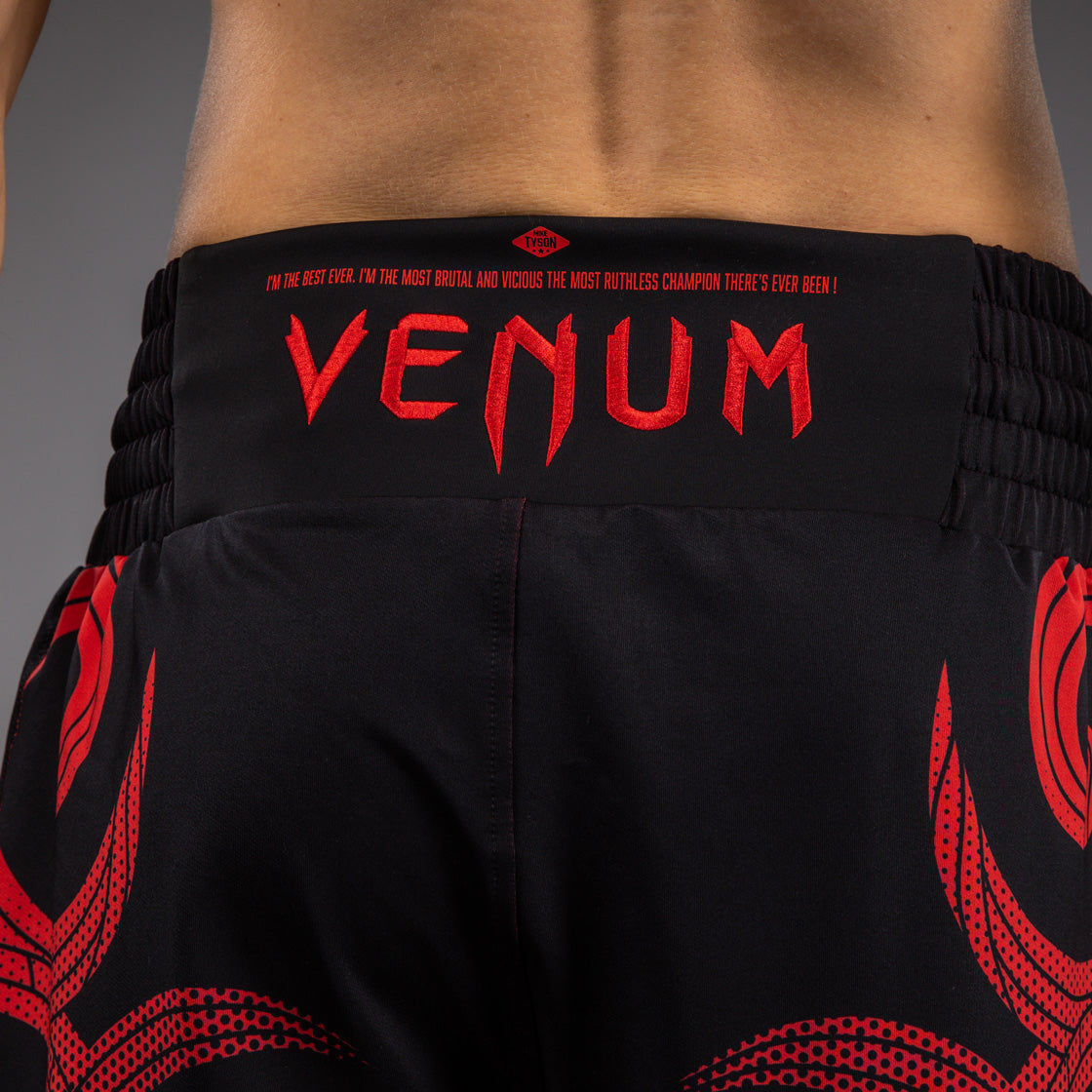 Venum x Mike Tyson Tiger Shorts de Boxeo - Negro Profundo/Rojo Intenso
