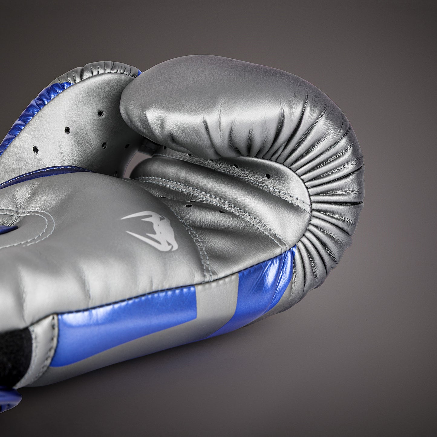 Venum Elite Guantes de Boxeo - Gris - Edición especial