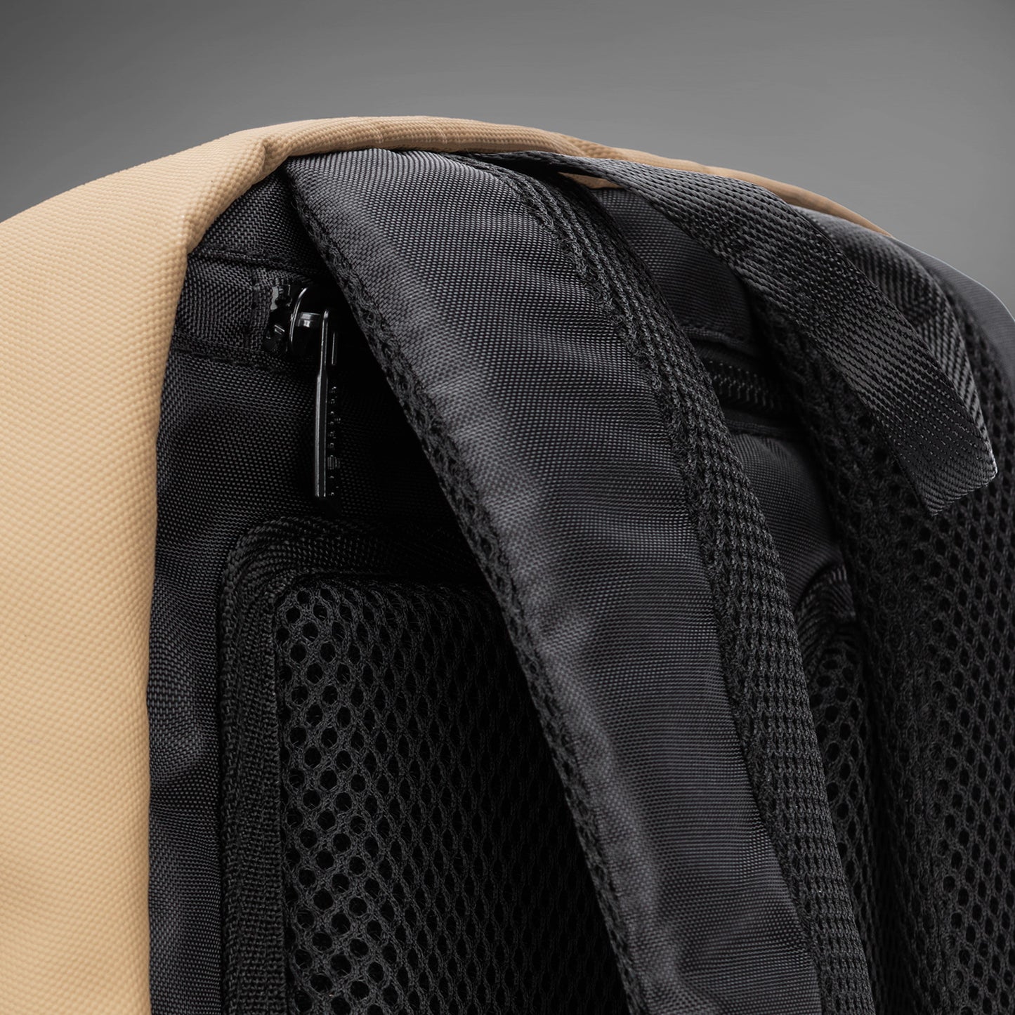 Venum Evo 2 Mochila (20-25L) – Negro/Arena