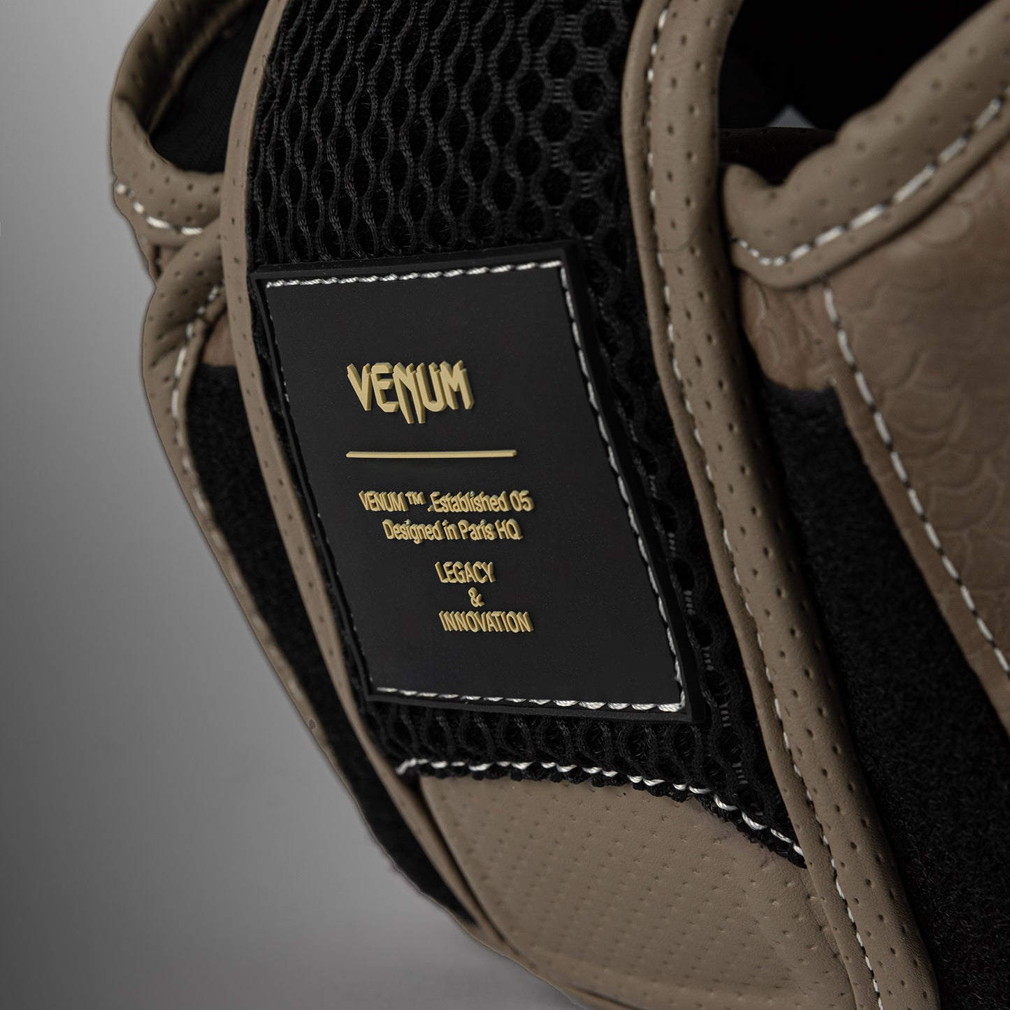 Venum Impact Evo Scales Casco de protección – Marrón