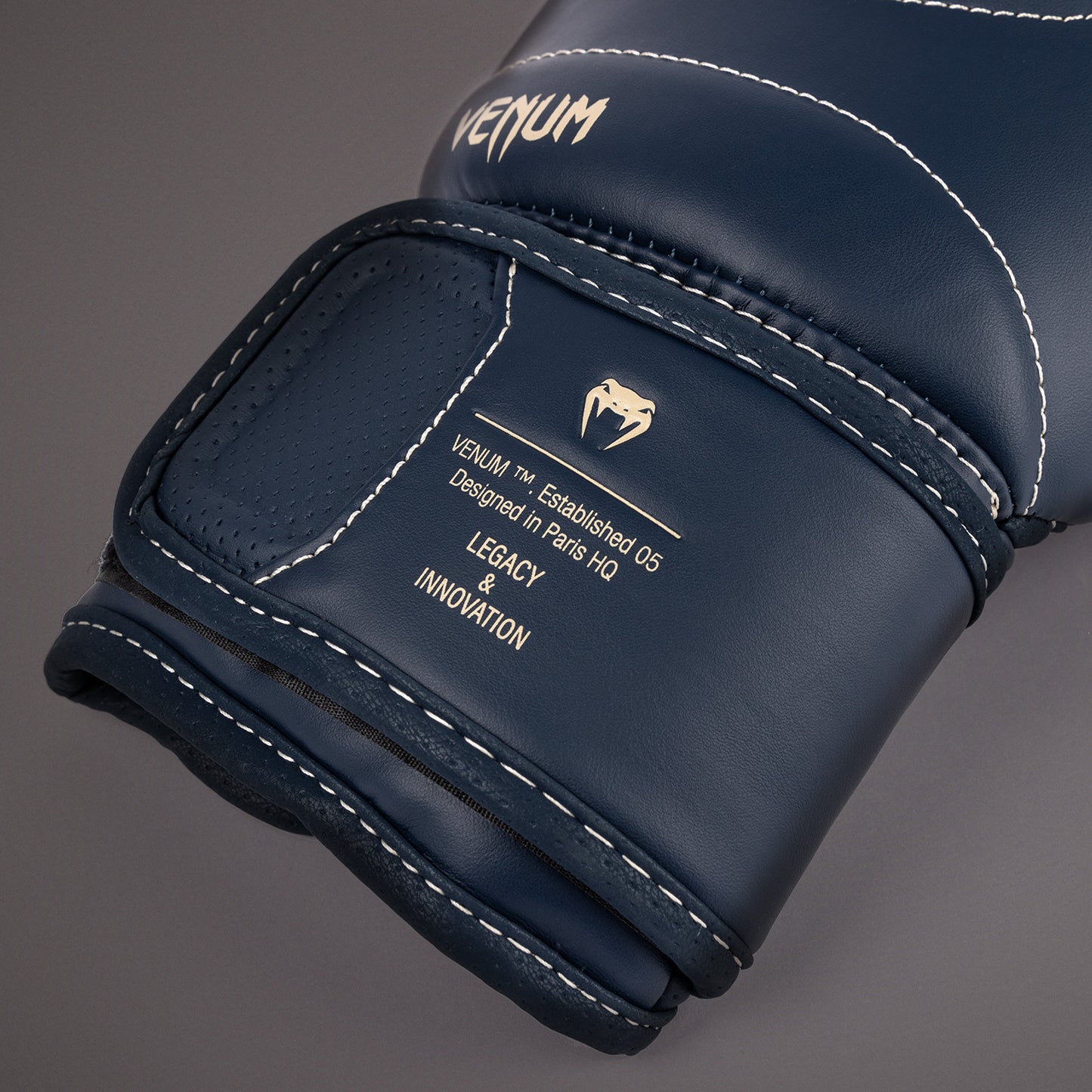 Venum Impact Evo Guantes de Boxeo - Icy Blue