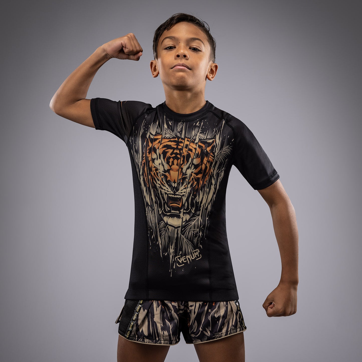 Venum Tiger Camiseta Rashguard de Manga Corta para Niños - Negro/Naranja Neón