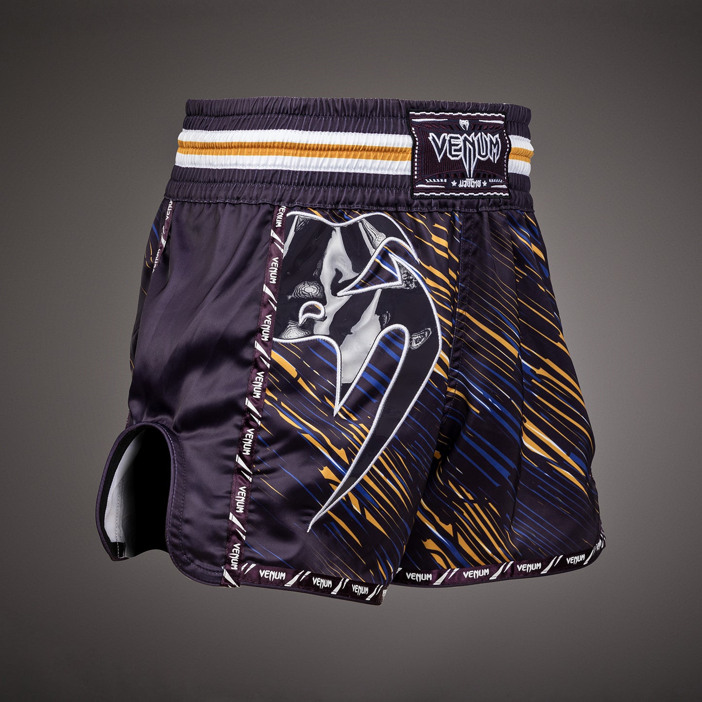 Venum Giant Muay Thai Pantalones Cortos - Morado oscuro