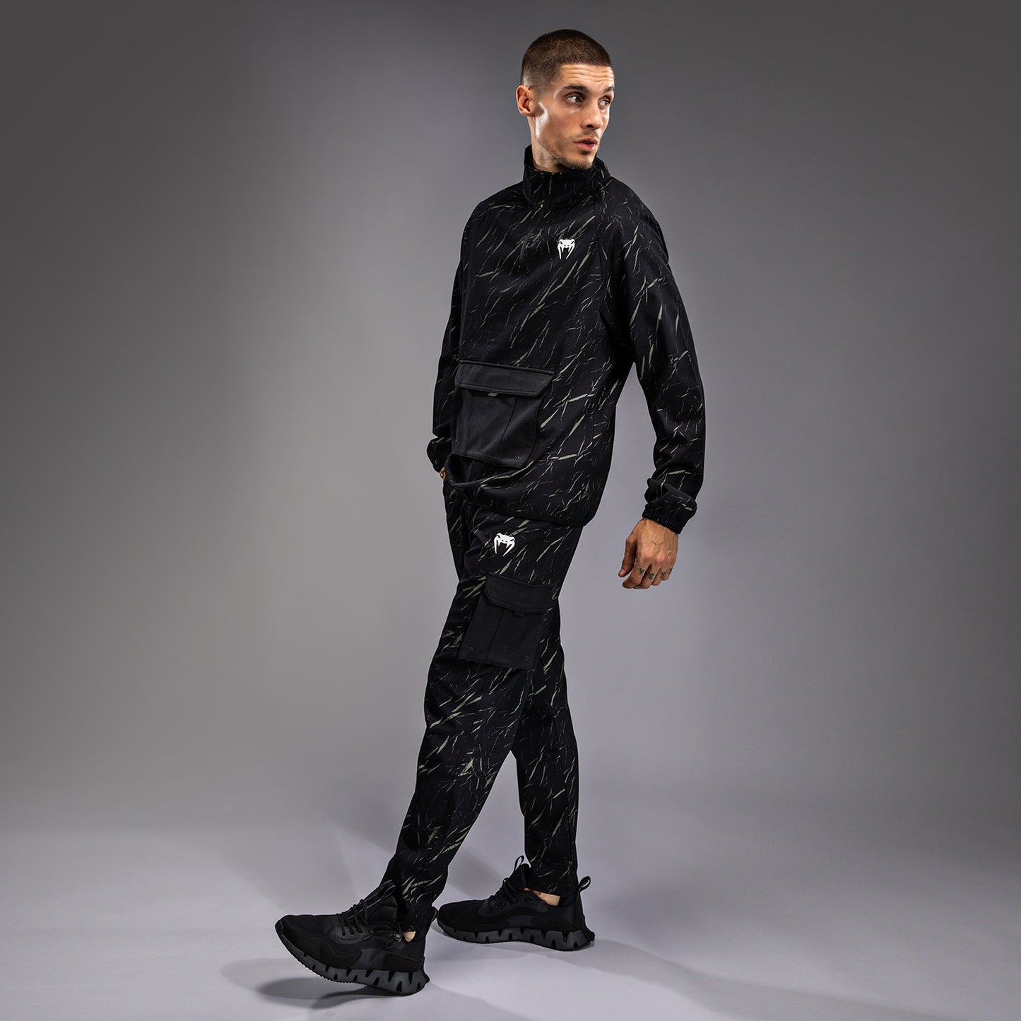 Venum Trooper Chaqueta de Chándal Para Hombre - Negro/Arena Piedra