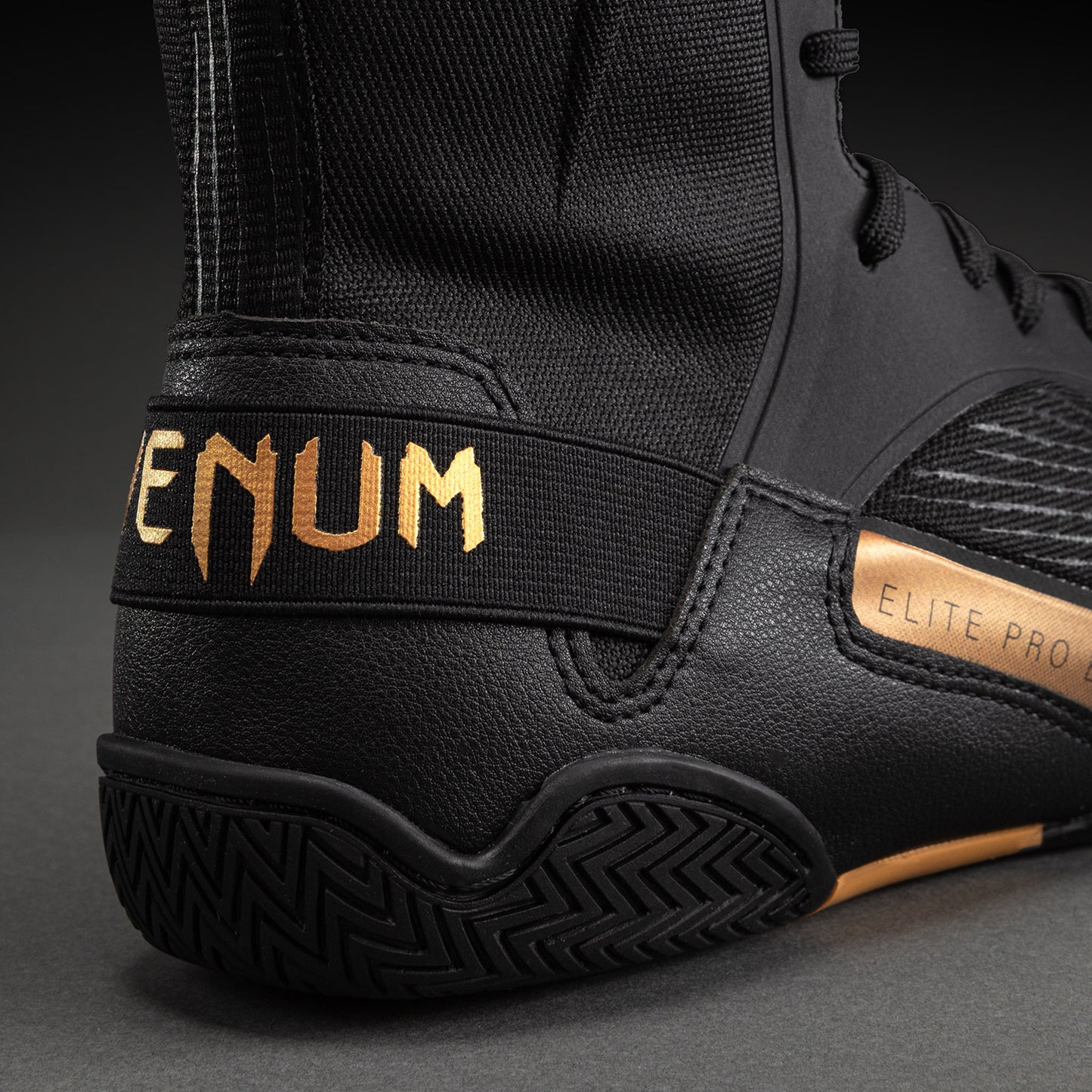 Venum Elite Neo Zapatillas de Boxeo – Negro/Oro
