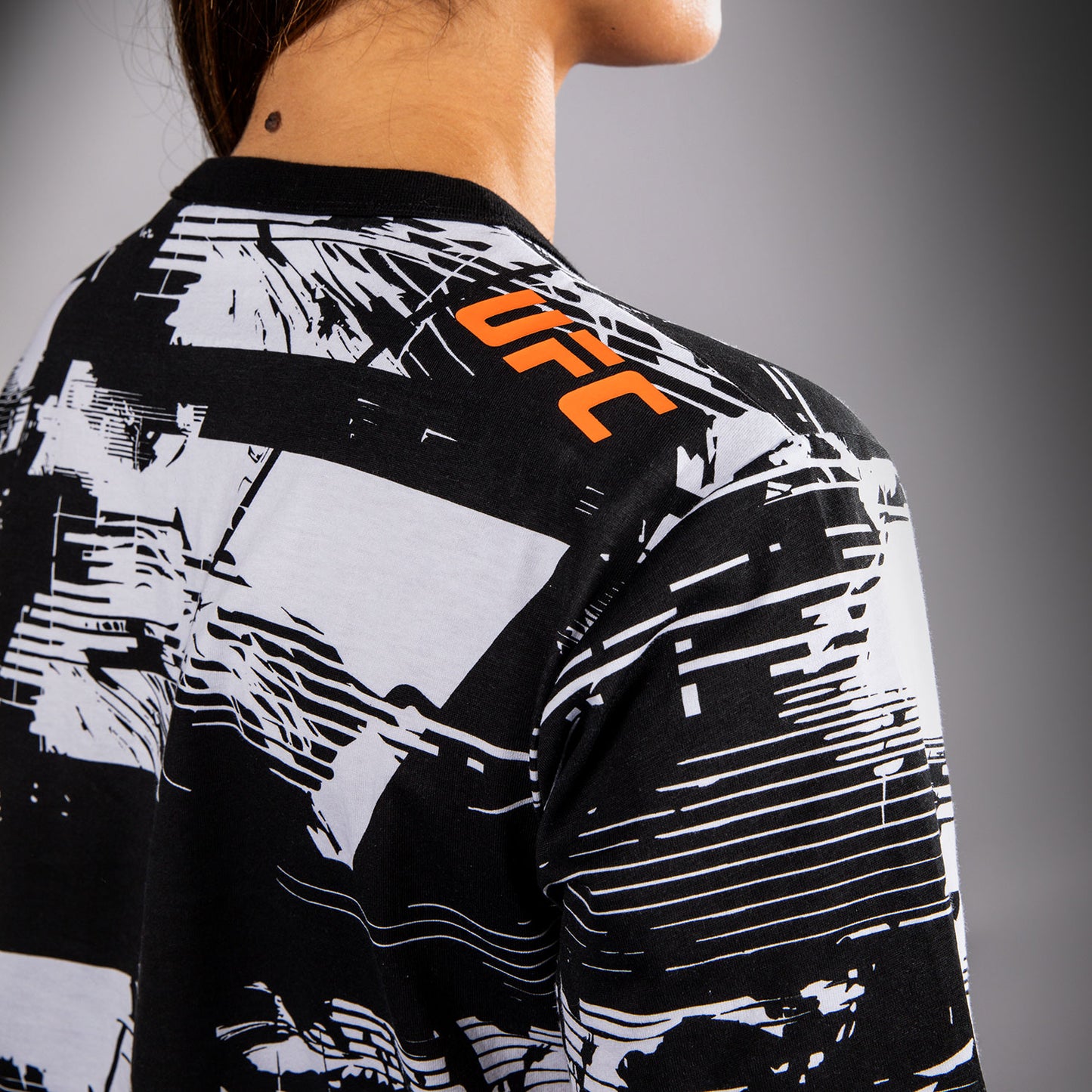 UFC Zenith by Venum Authentic Fight Week Camiseta de manga corta Mujer - Blanco