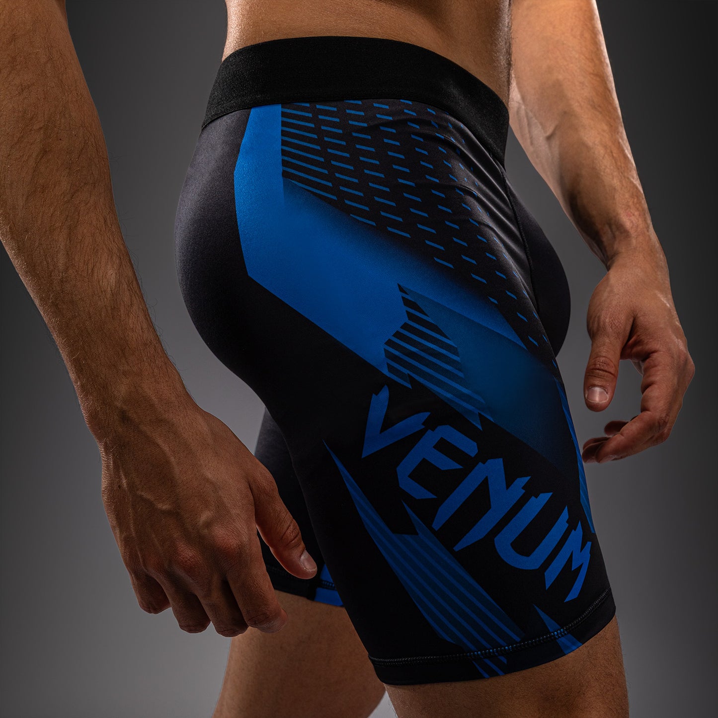 Venum No-Gi 6.0 Pantalón Corto de Compresión - Negro/Azul