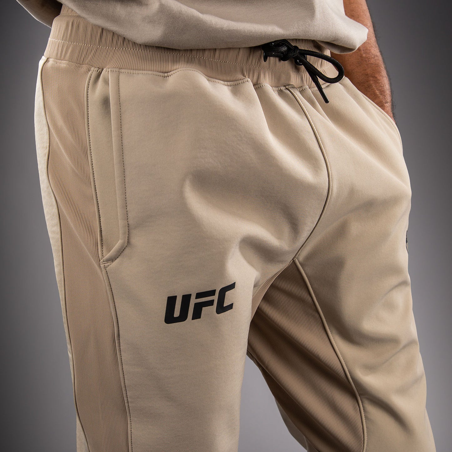 Venum UFC Unity by Venum Authentic Fight Week Pantalón para Hombre - Arena
