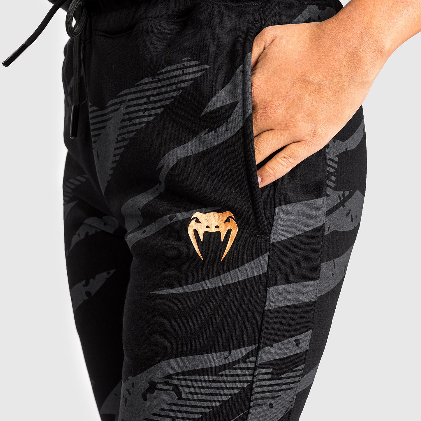 UFC Adrenaline By Venum Fight Week Pantalón de Algodón para Mujer - Urban Camo