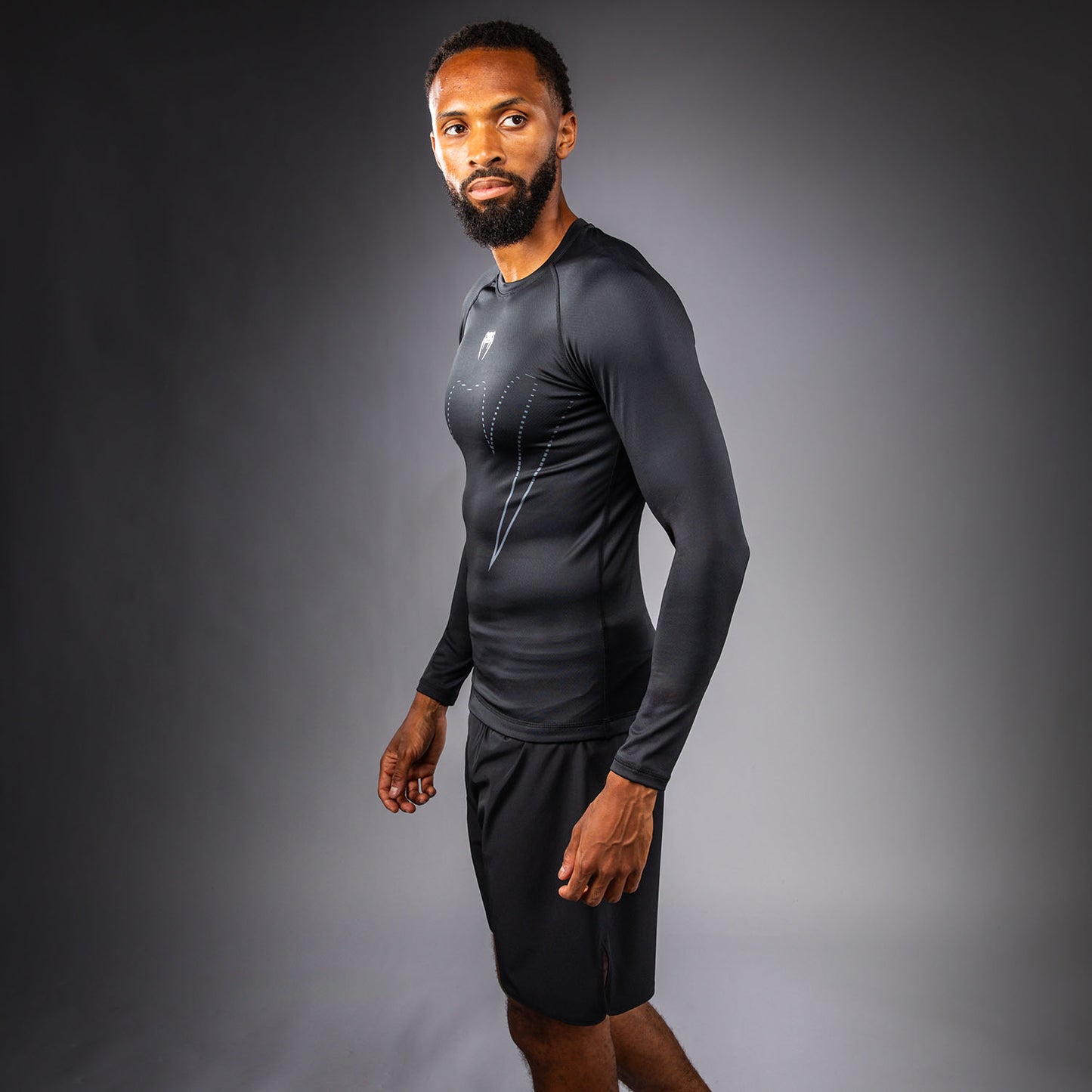 Venum Edge Rashguard Manga Larga – Negro/Arena