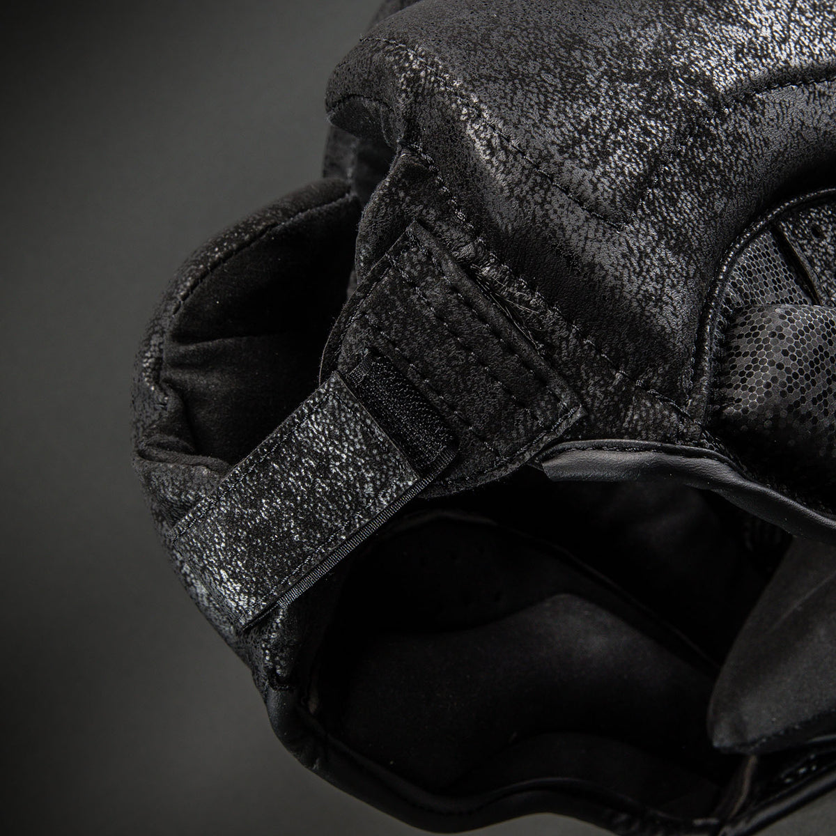 Venum Stone 2.0 Casco de Protección – Negro