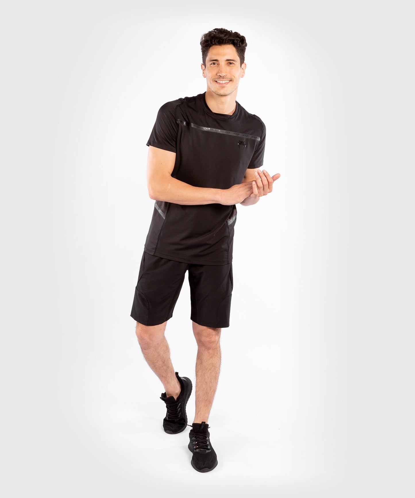 Camiseta Venum G-Fit Dry-Tech - Negro/Negro