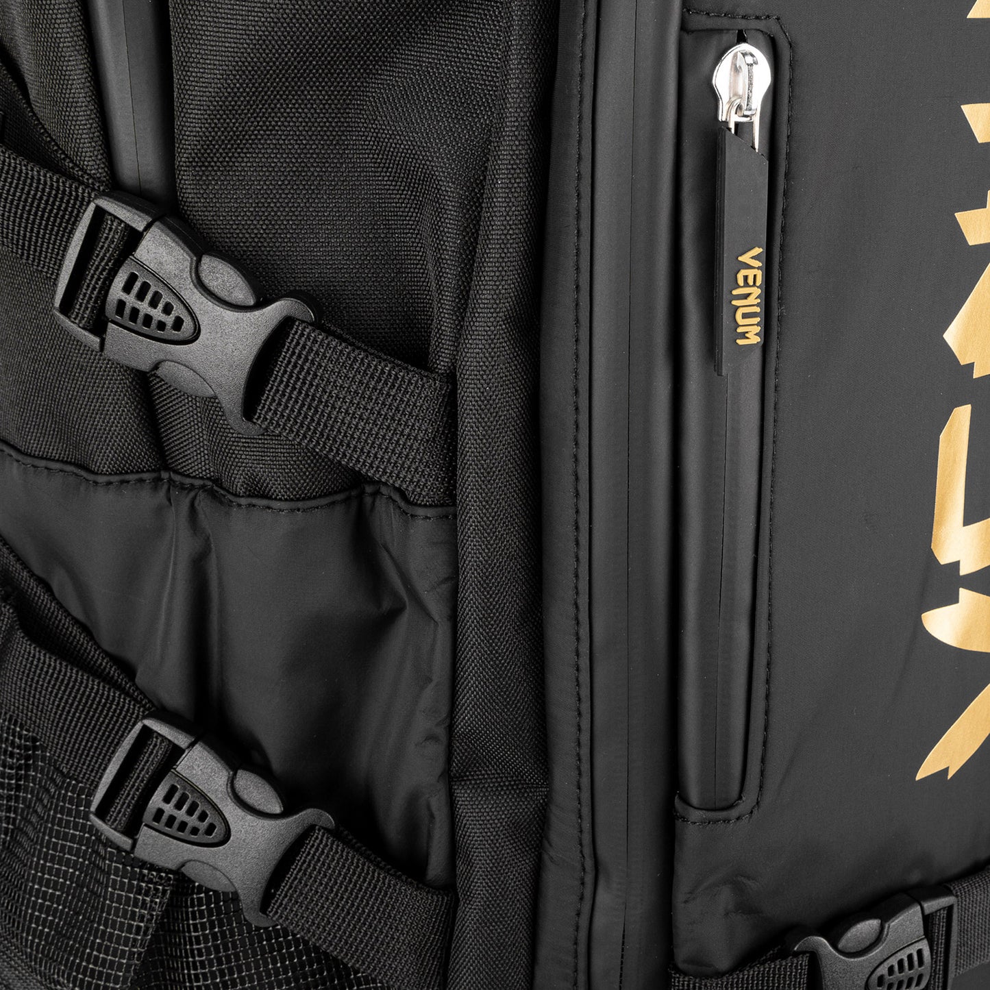 Venum Challenger Xtreme Evo Mochila - Negro/Dorado