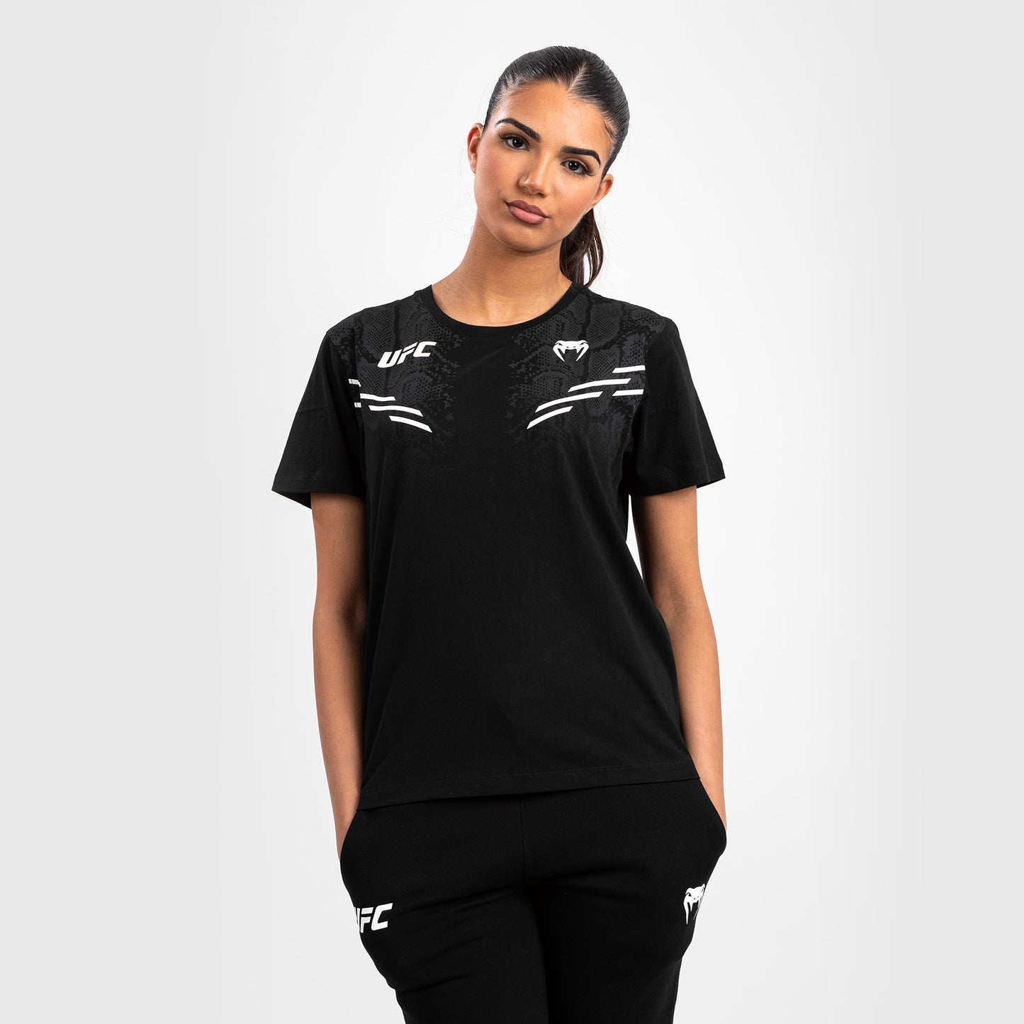 UFC Adrenaline by Venum Replica Camiseta manga corta para Mujer - Negra