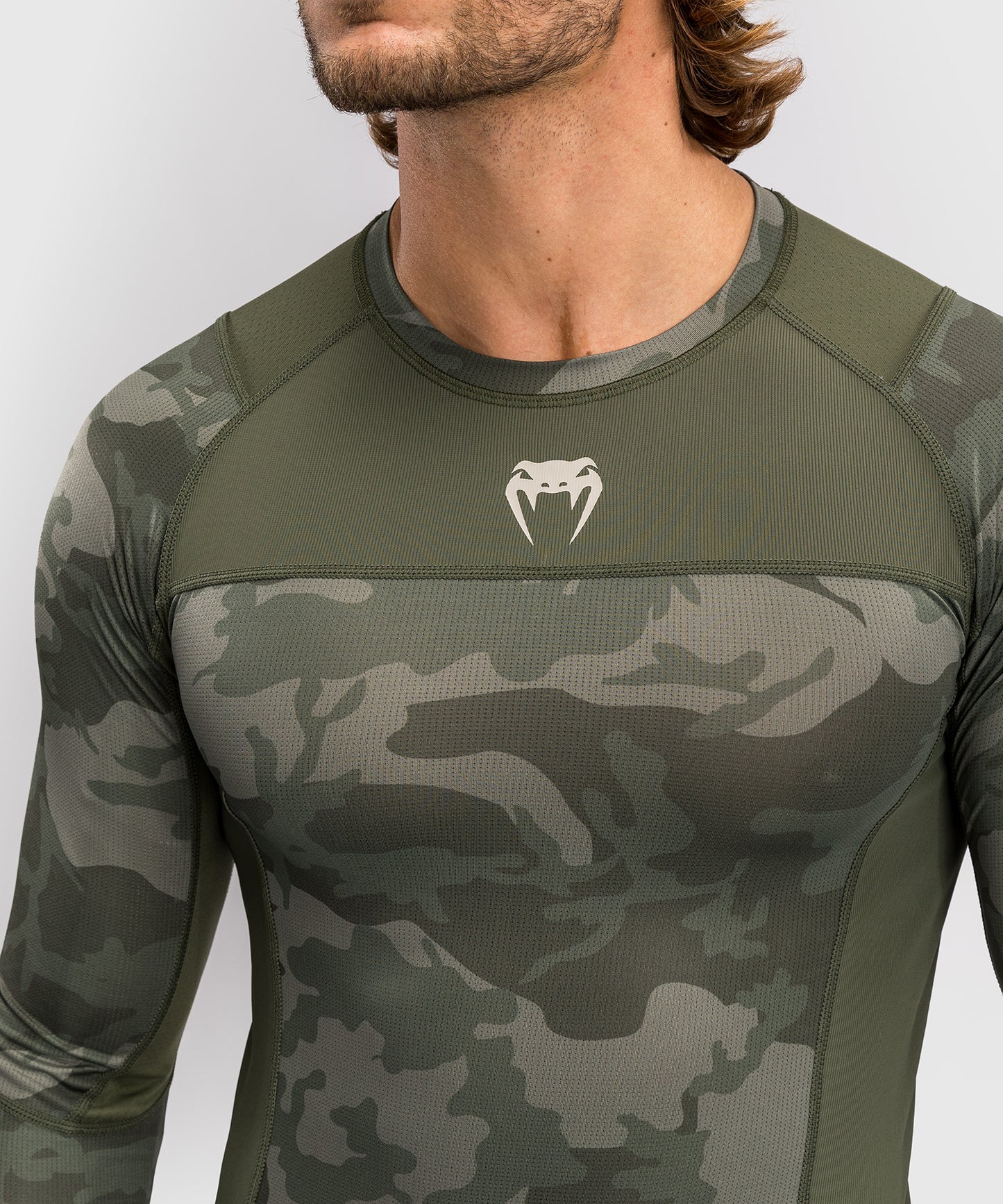 Venum G-Fit Air Rashguard de Manga Larga para Hombre - Camuflaje Militar