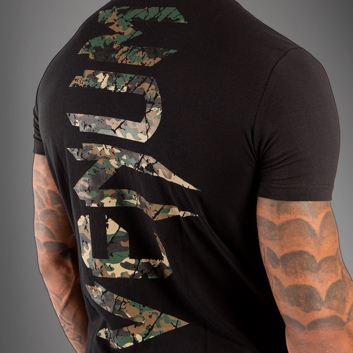 Venum Original Giant Camiseta - Negro/Camuflaje
