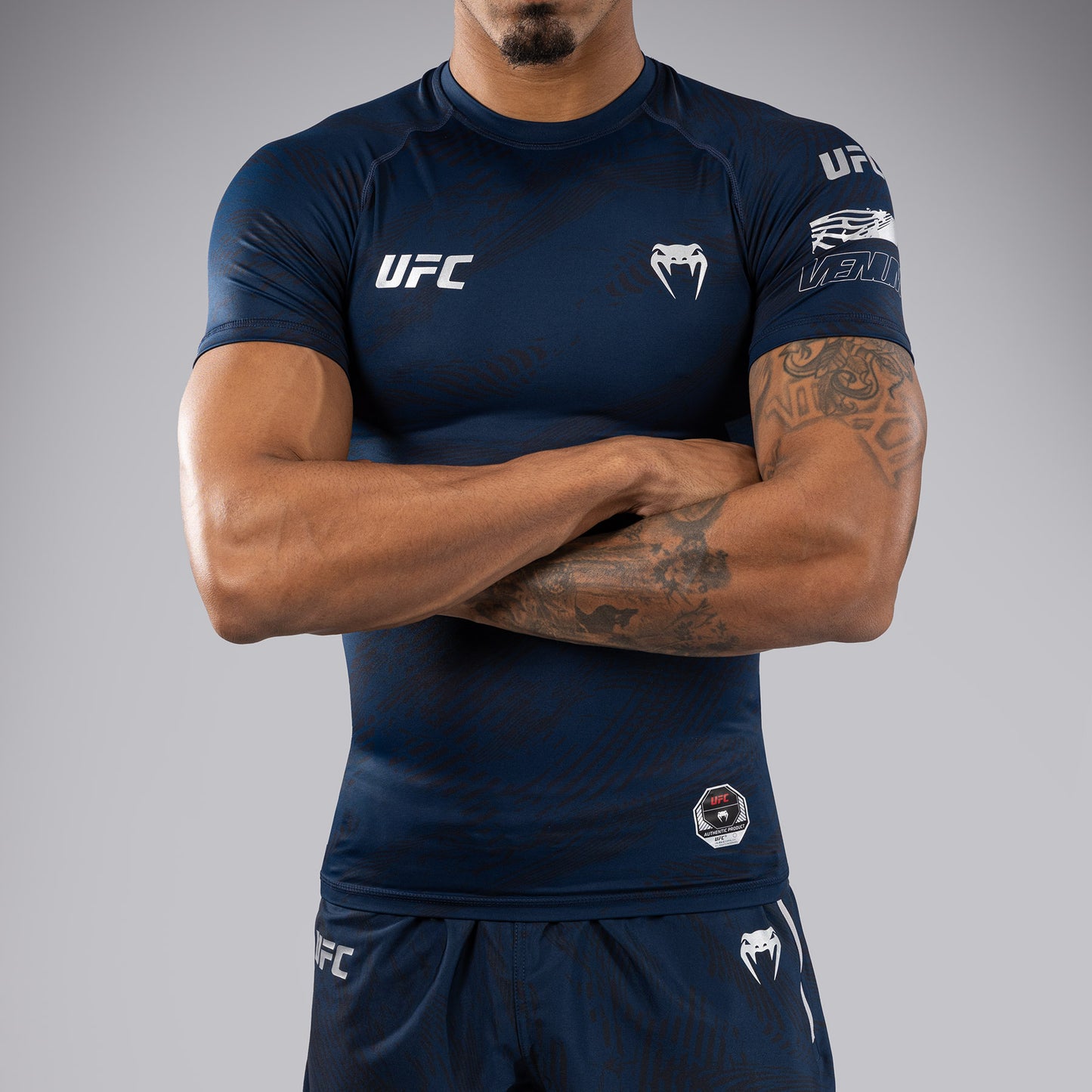 UFC Fusion by Venum Fight Week Rashguard de Manga Corta de Rendimiento para Hombre - Azul oceánico