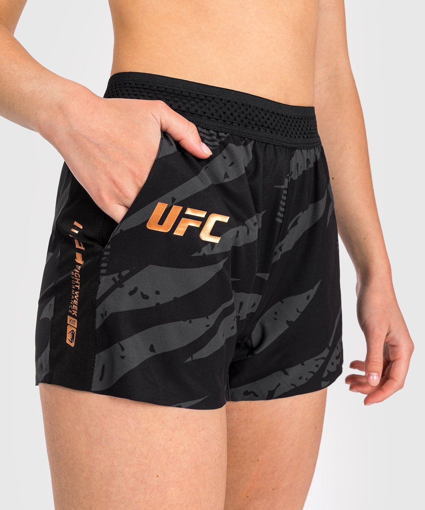 UFC Adrenaline By Venum Fight Week Pantalones Cortos de Rendimiento para Mujer - Urban Camo