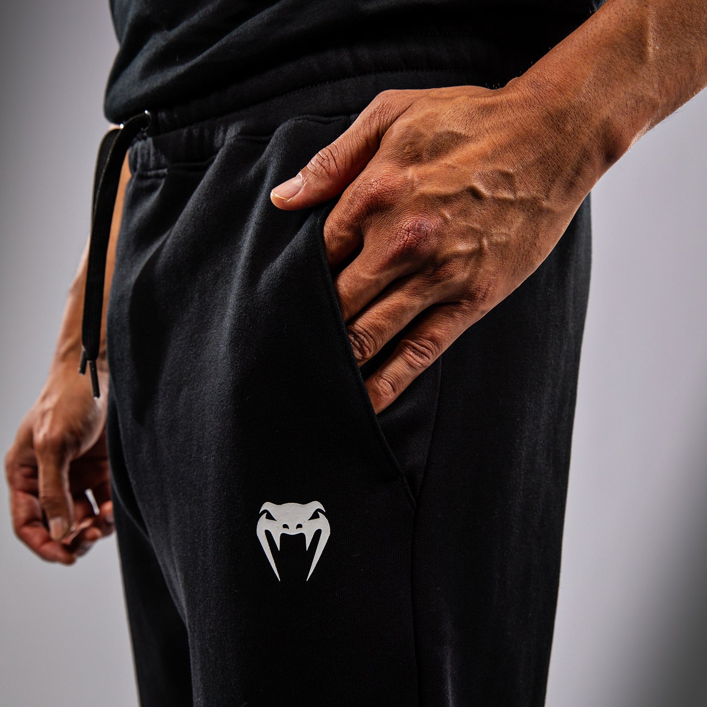 UFC Fusion by Venum Replica Pantalón para Hombre - Negro