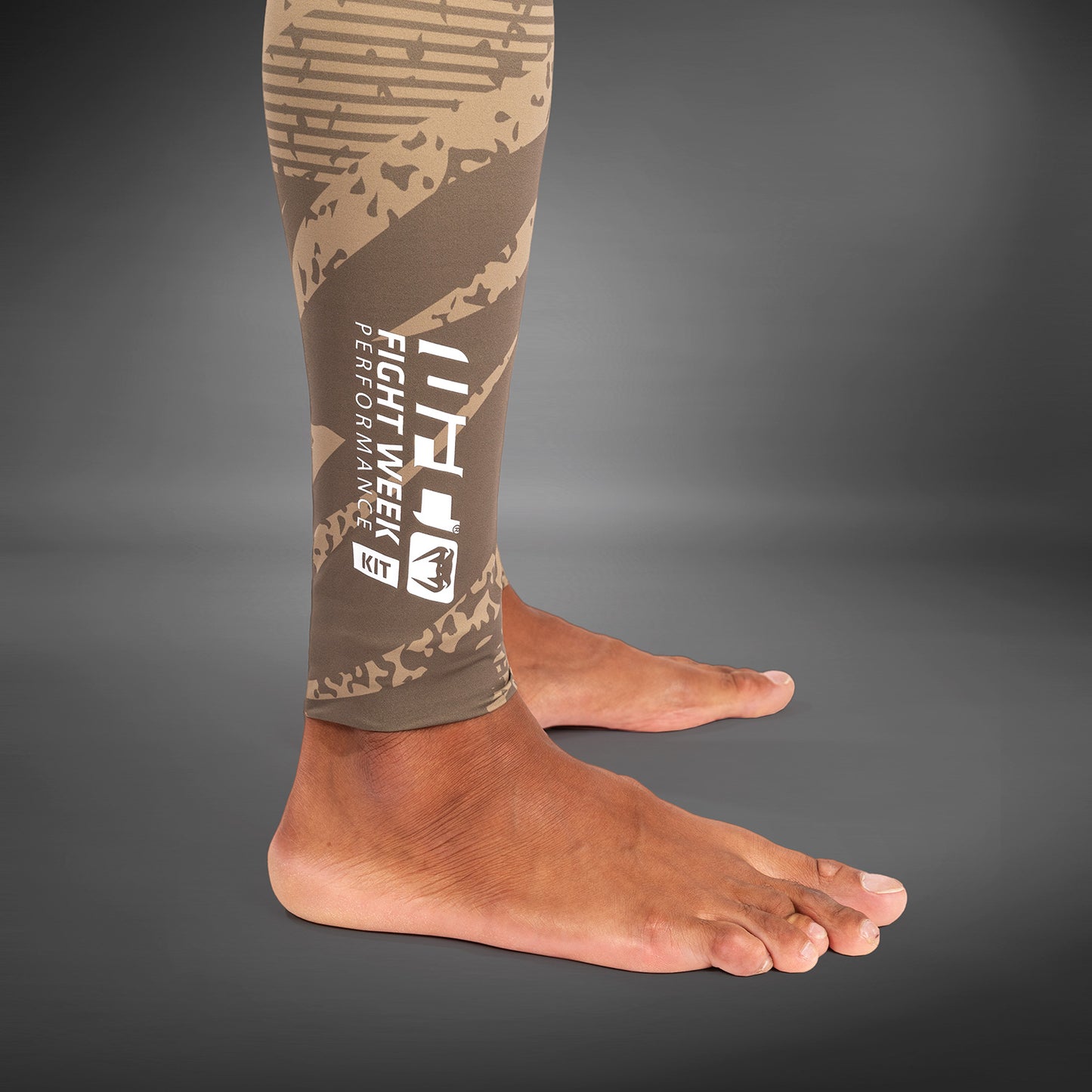 UFC Adrenaline By Venum Fight Week Performance Malla para Hombre - Desert Camo