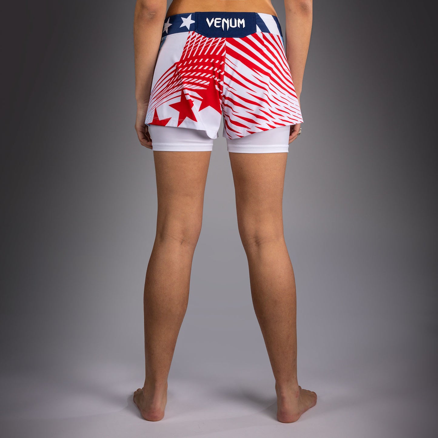 Official UFC Freedom 250 by Venum Authentic Fight Night Fight Shorts para mujer - Blanco