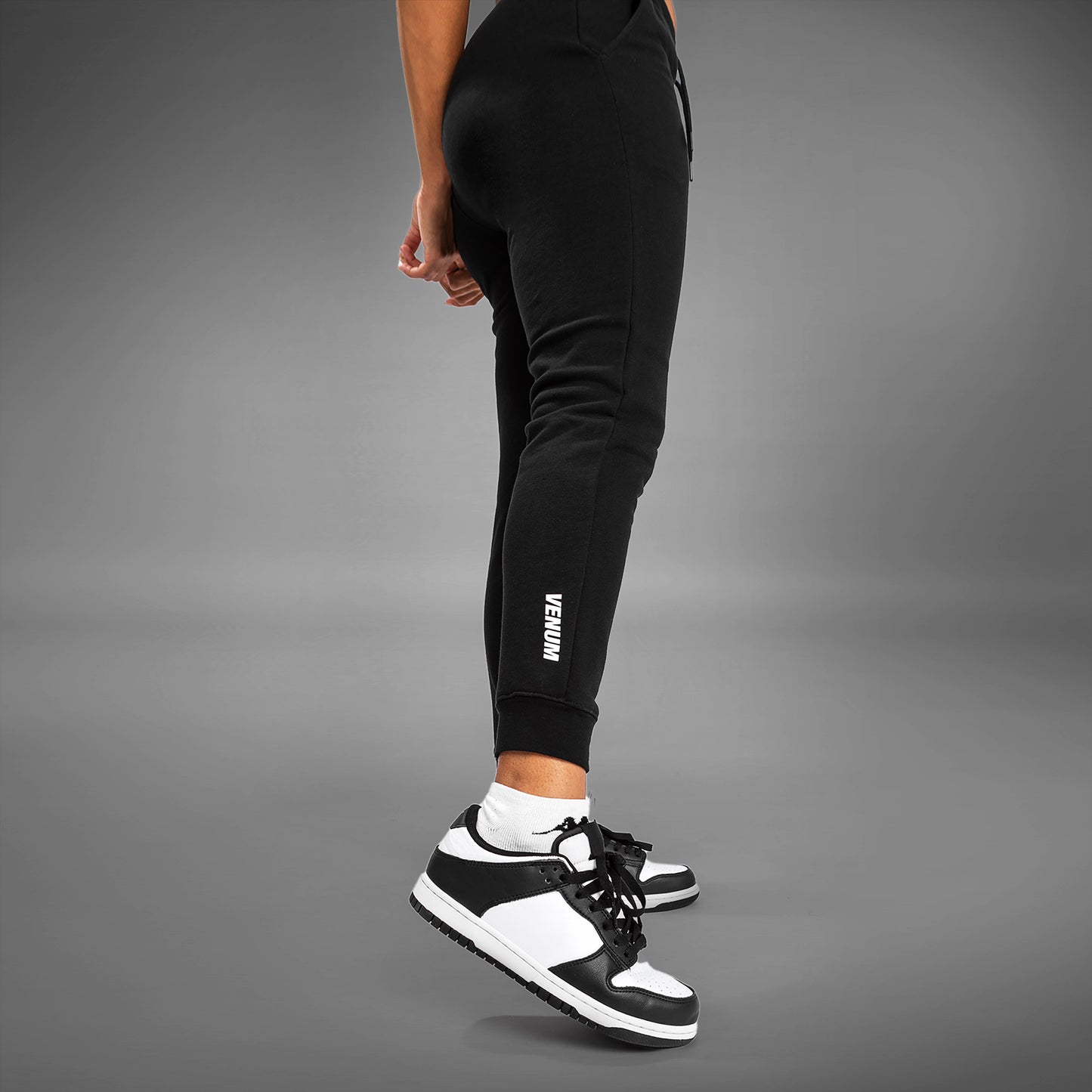 Pantalones Deportivos Venum Essential - Negro