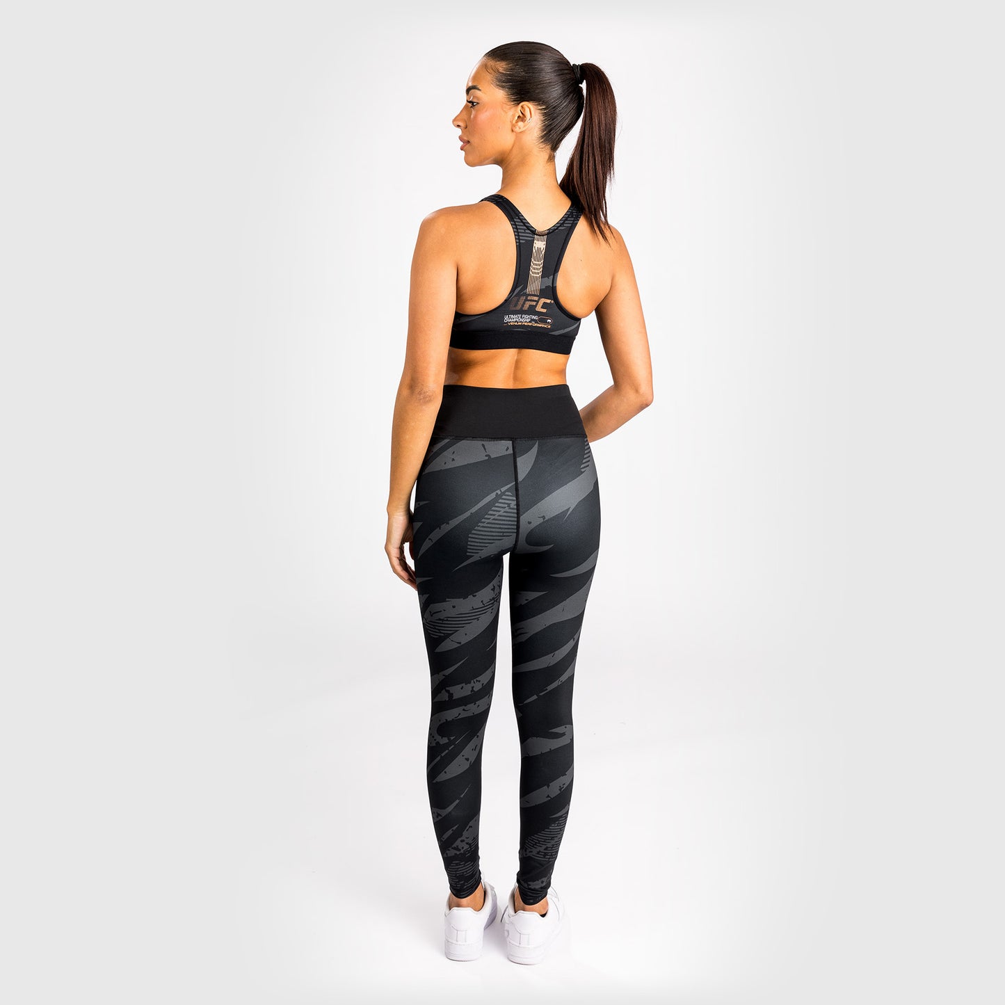 UFC Adrenaline By Venum Fight Week Sujetador deportivo - Urban Camo