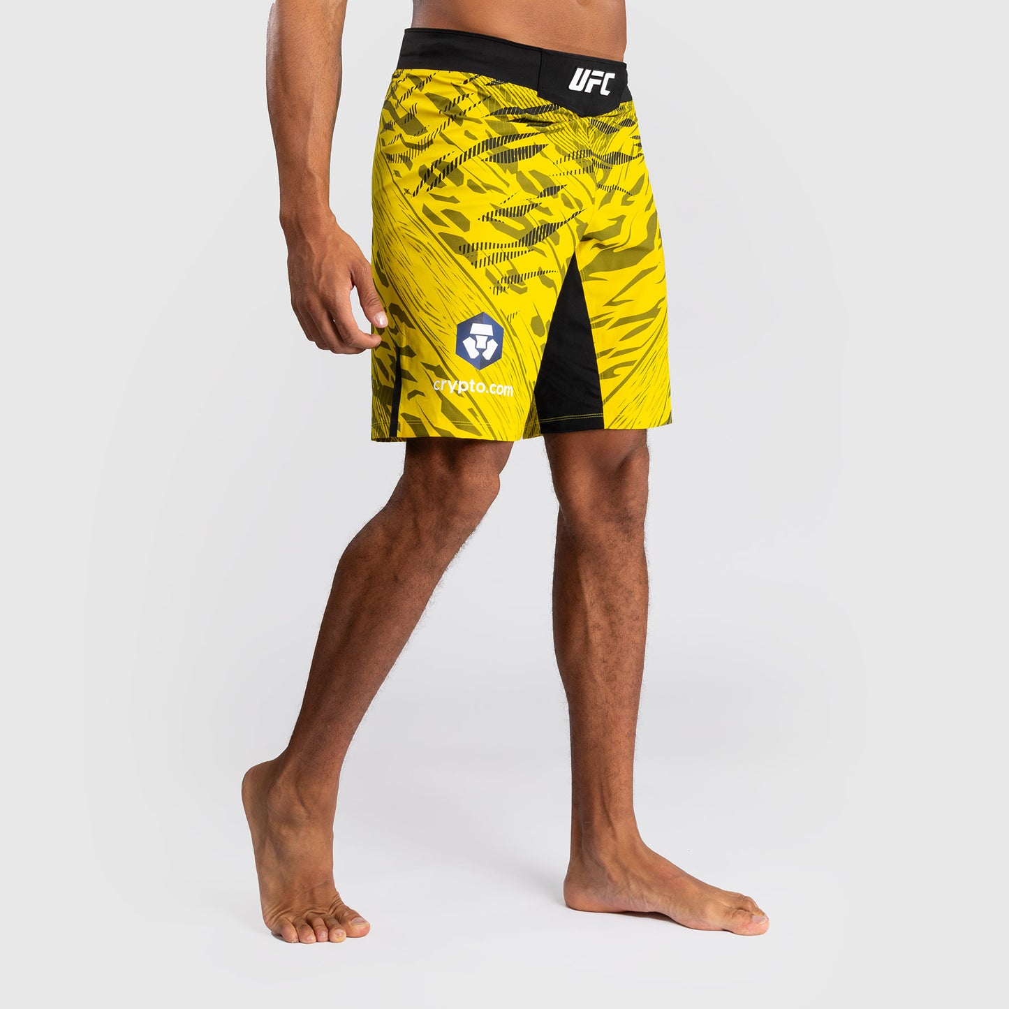 UFC Fusion by Venum Personalizados Authentic Fight Night Shorts de Lucha para Hombre - Ajuste Largo - Amarillo