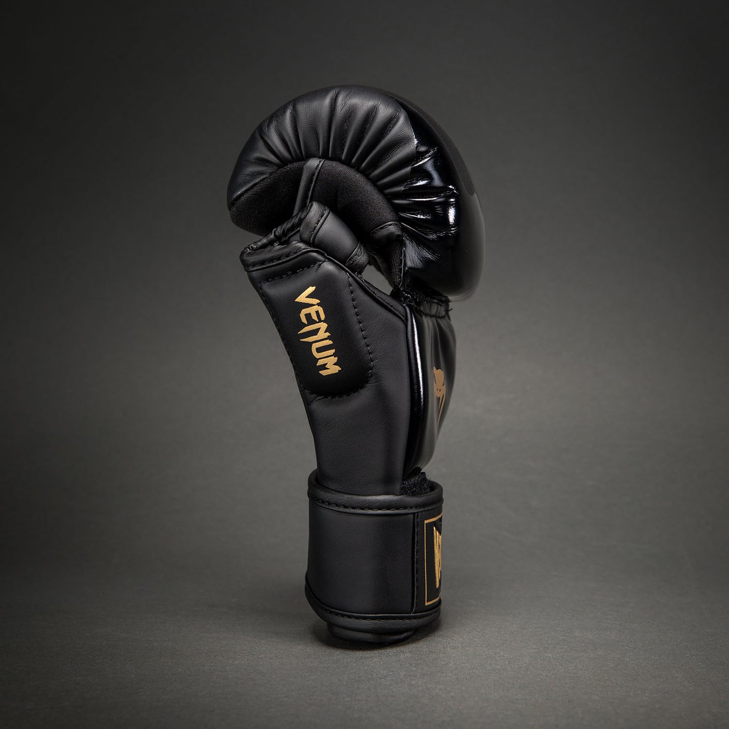 Venum Attack 2.0 Guantes de Sparring – Negro/Oro